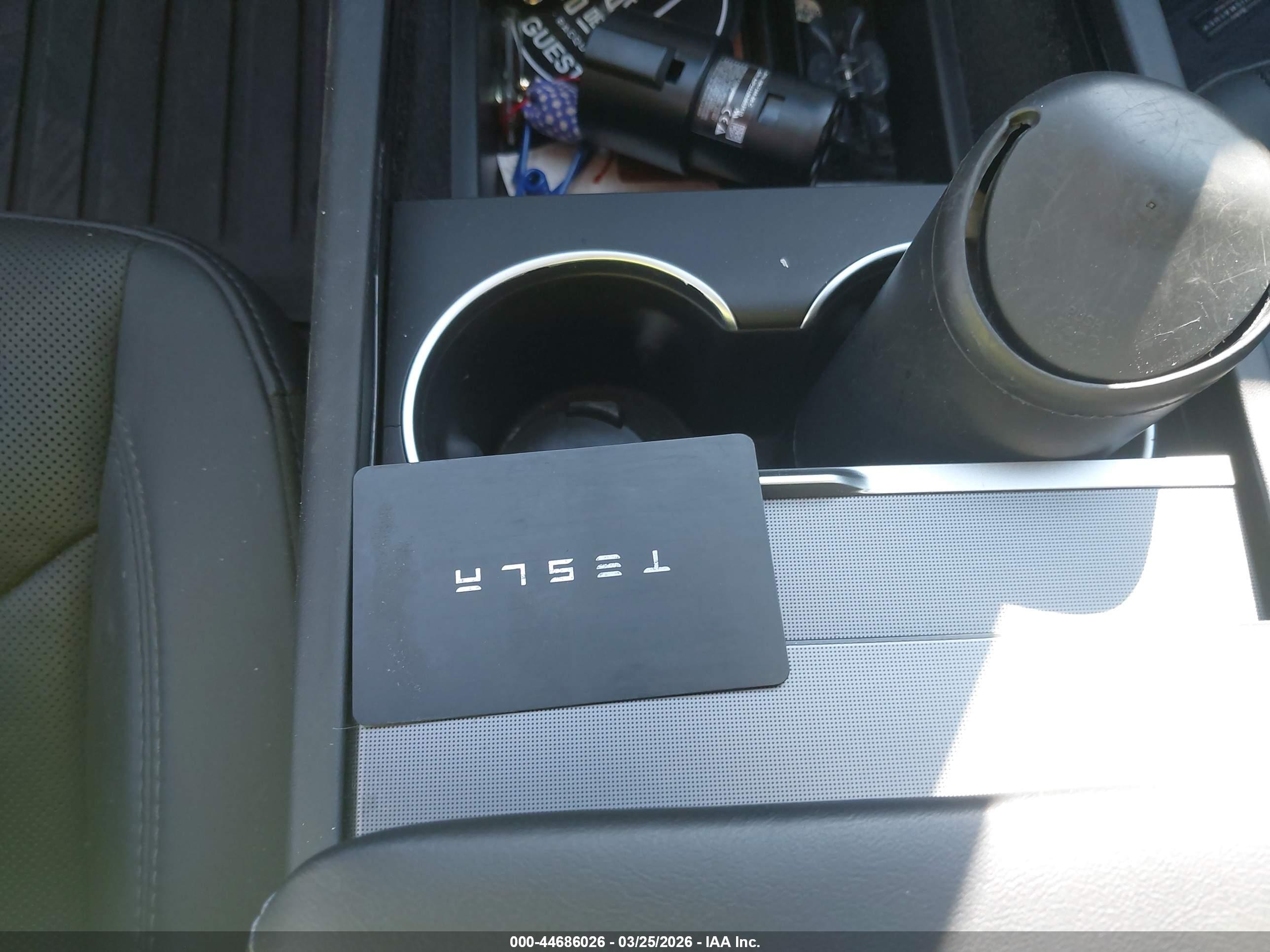 TESLA MODEL image 11