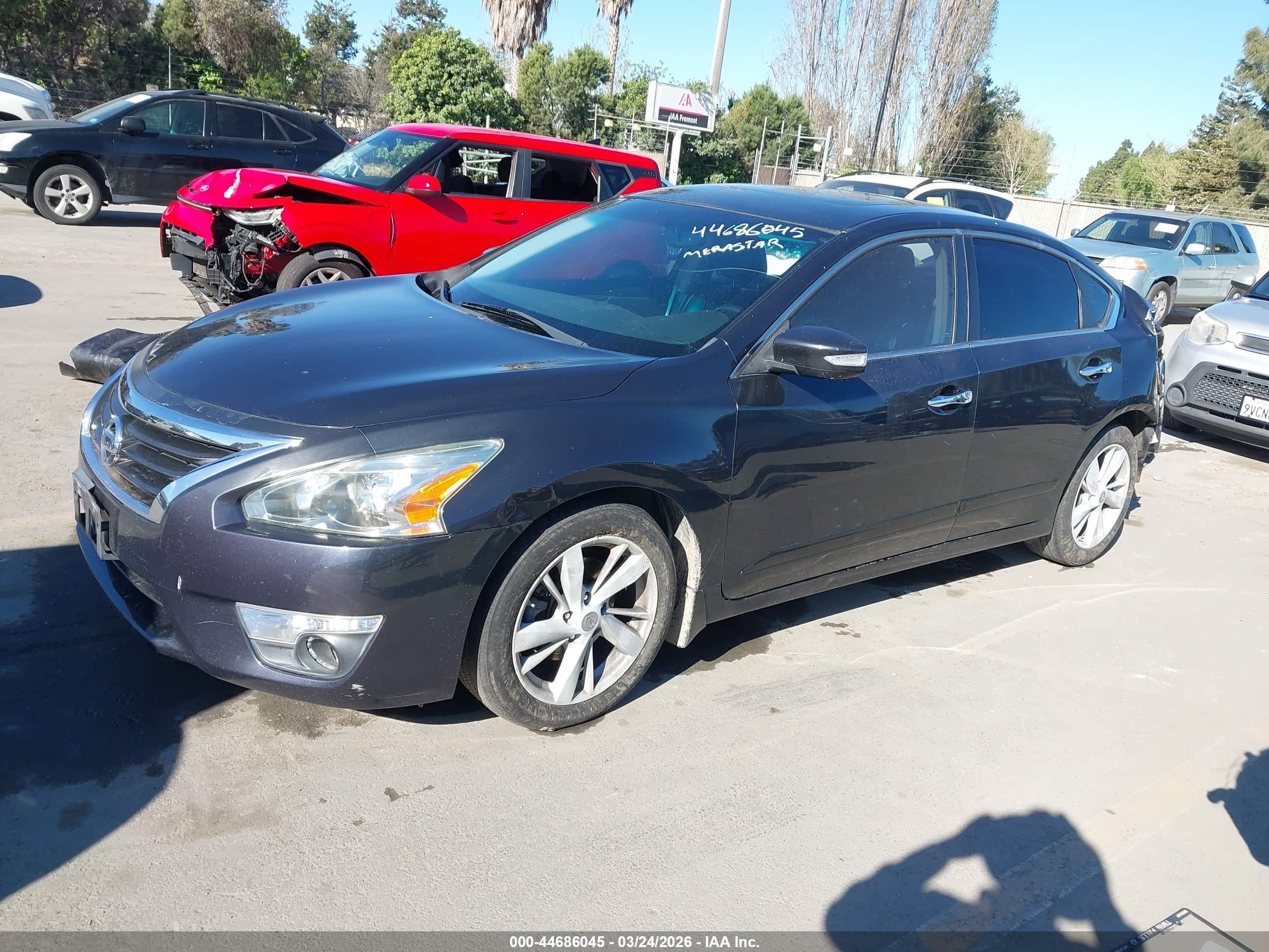 NISSAN ALTIMA image 2