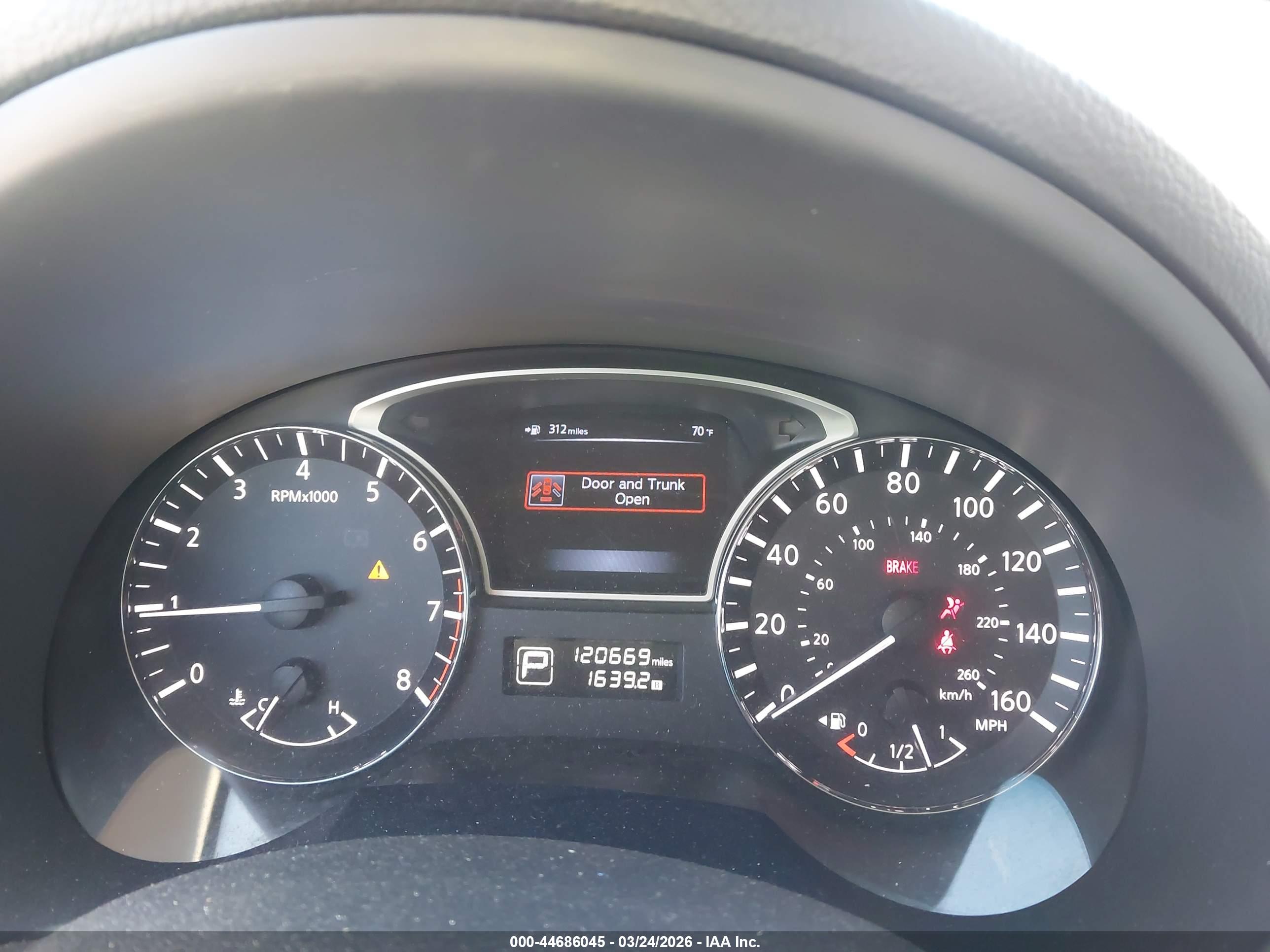 NISSAN ALTIMA image 7