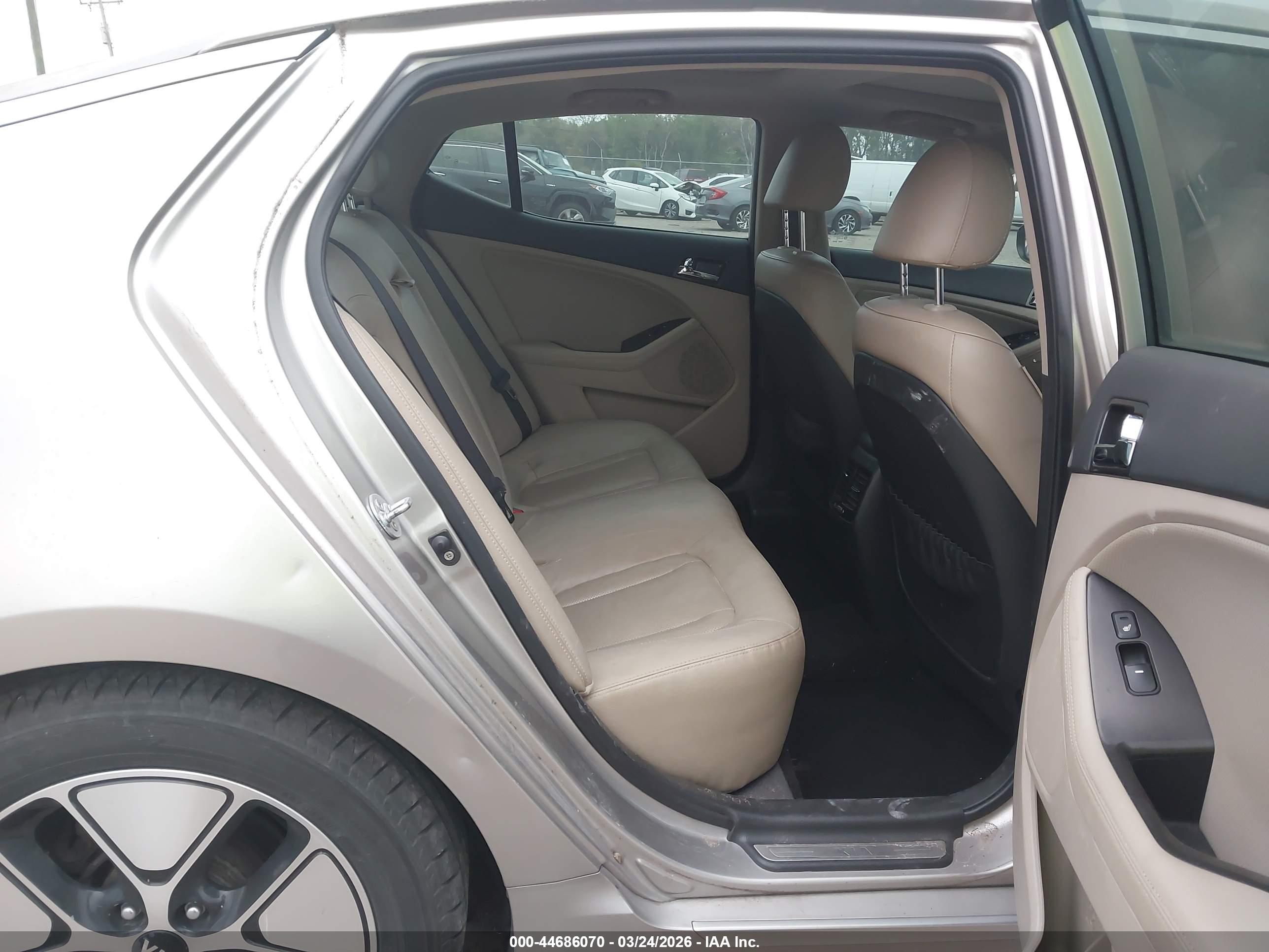 KIA OPTIMA image 8