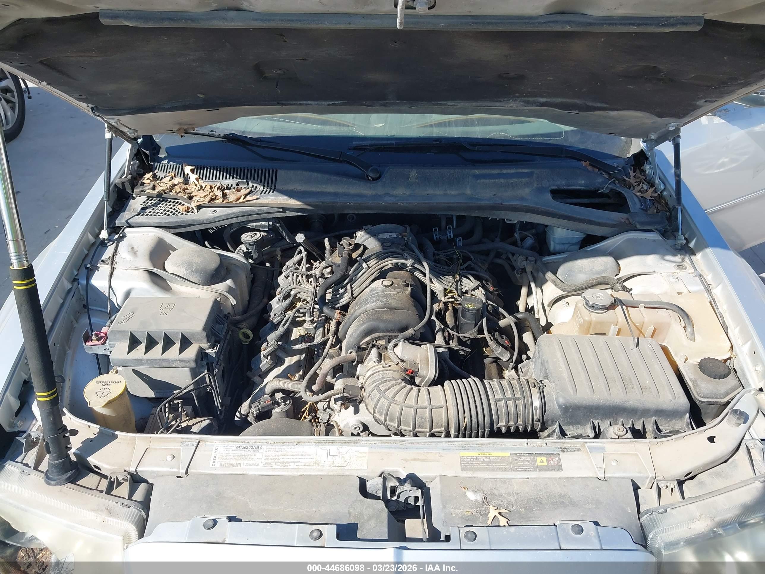 CHRYSLER 300C image 10