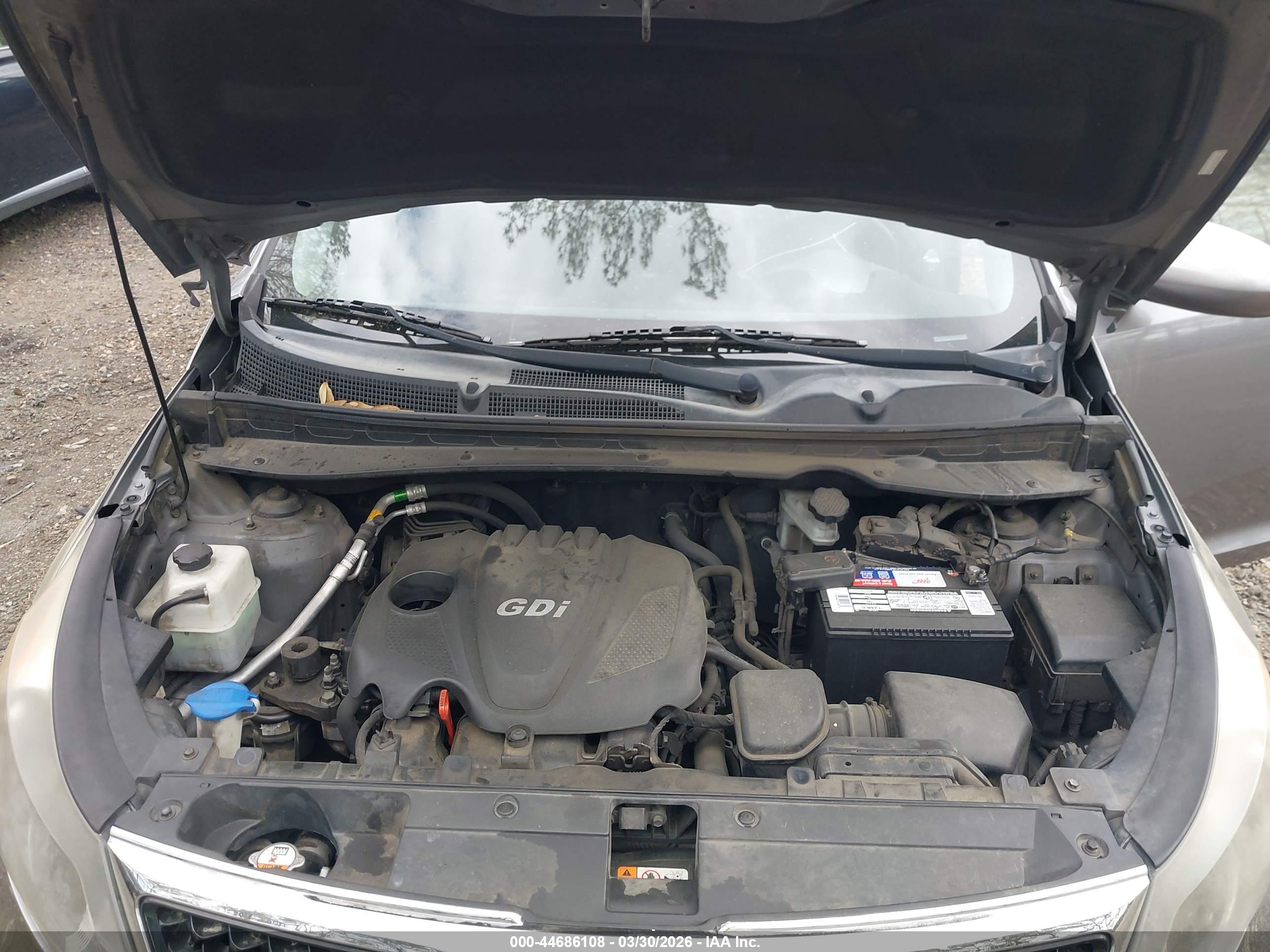 KIA SPORTAGE image 10