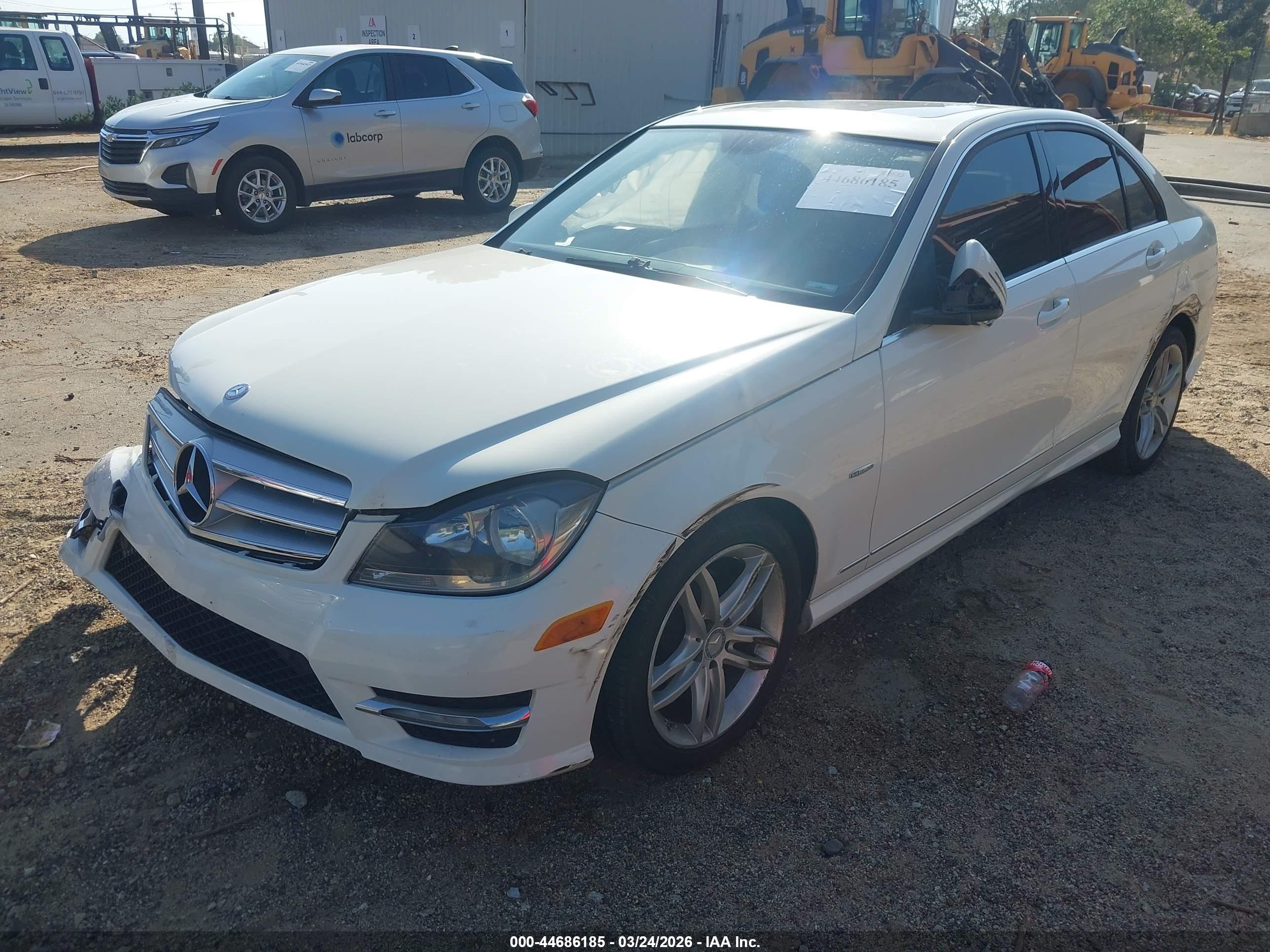 MERCEDES-BENZ C image 2