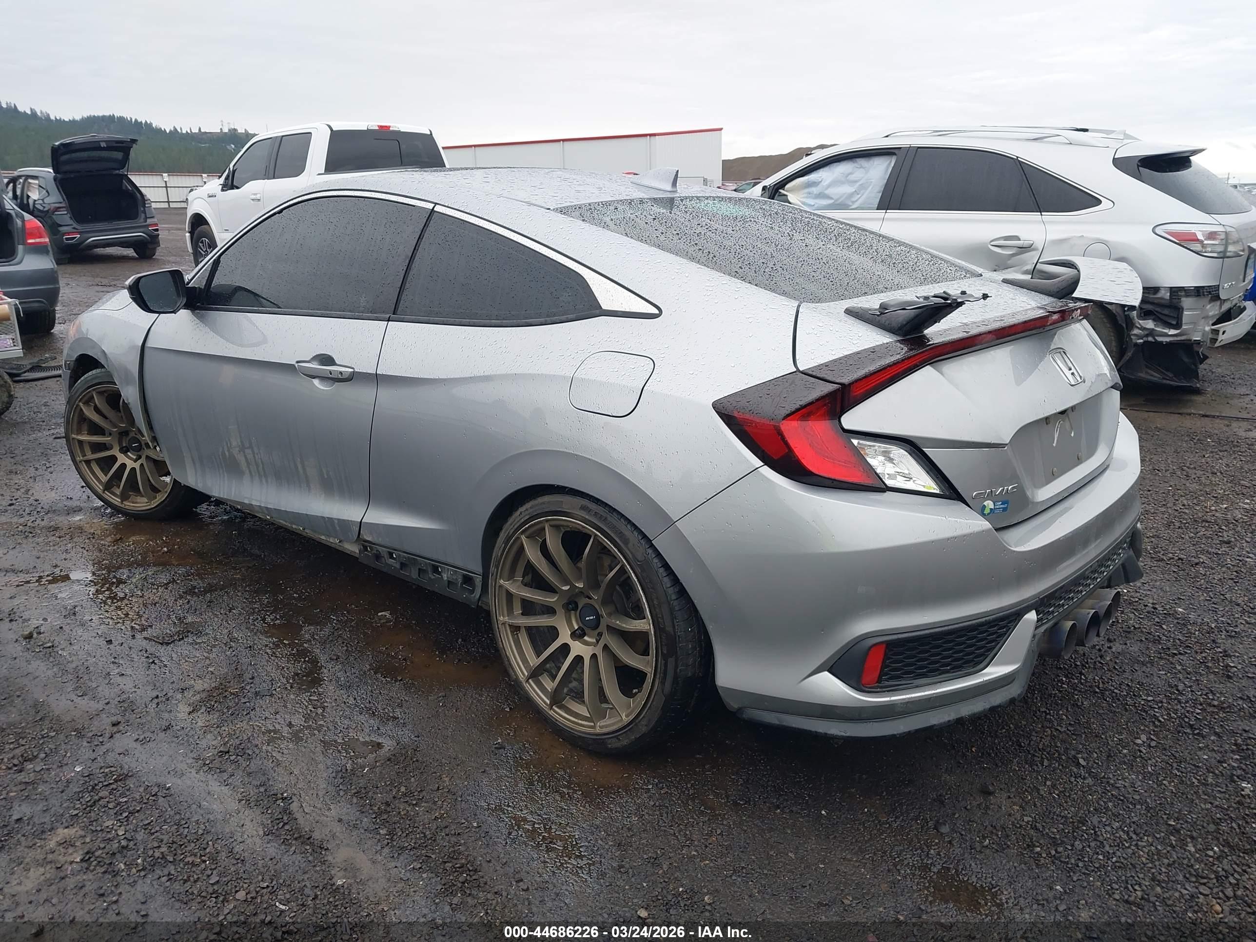 HONDA CIVIC image 3