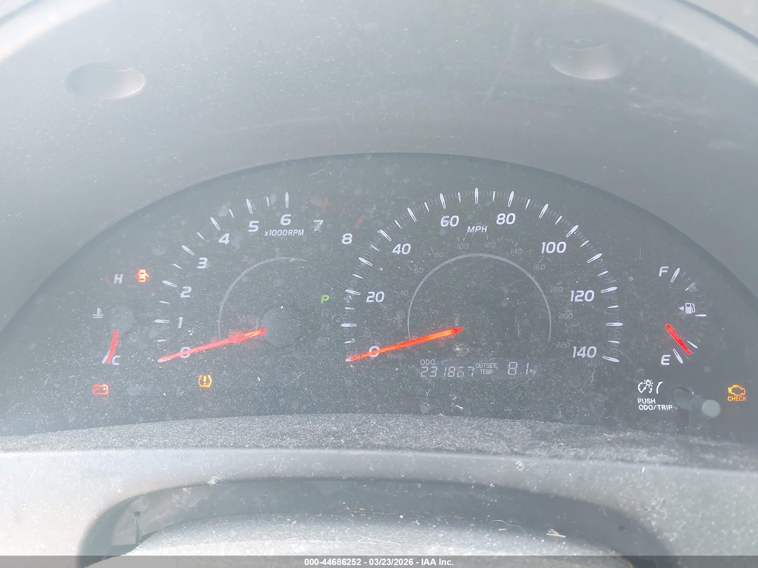 TOYOTA CAMRY image 7