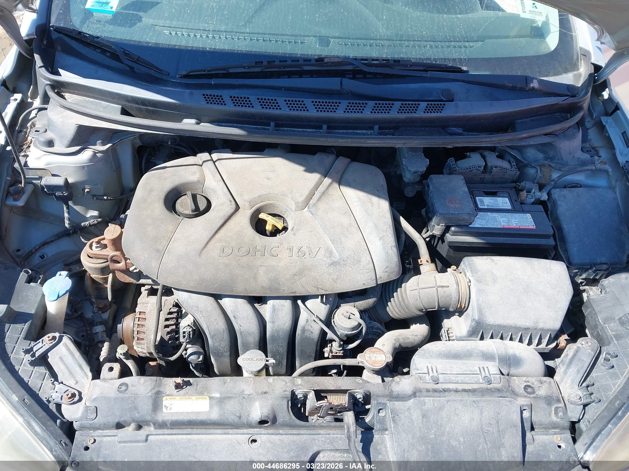 HYUNDAI ELANTRA image 10