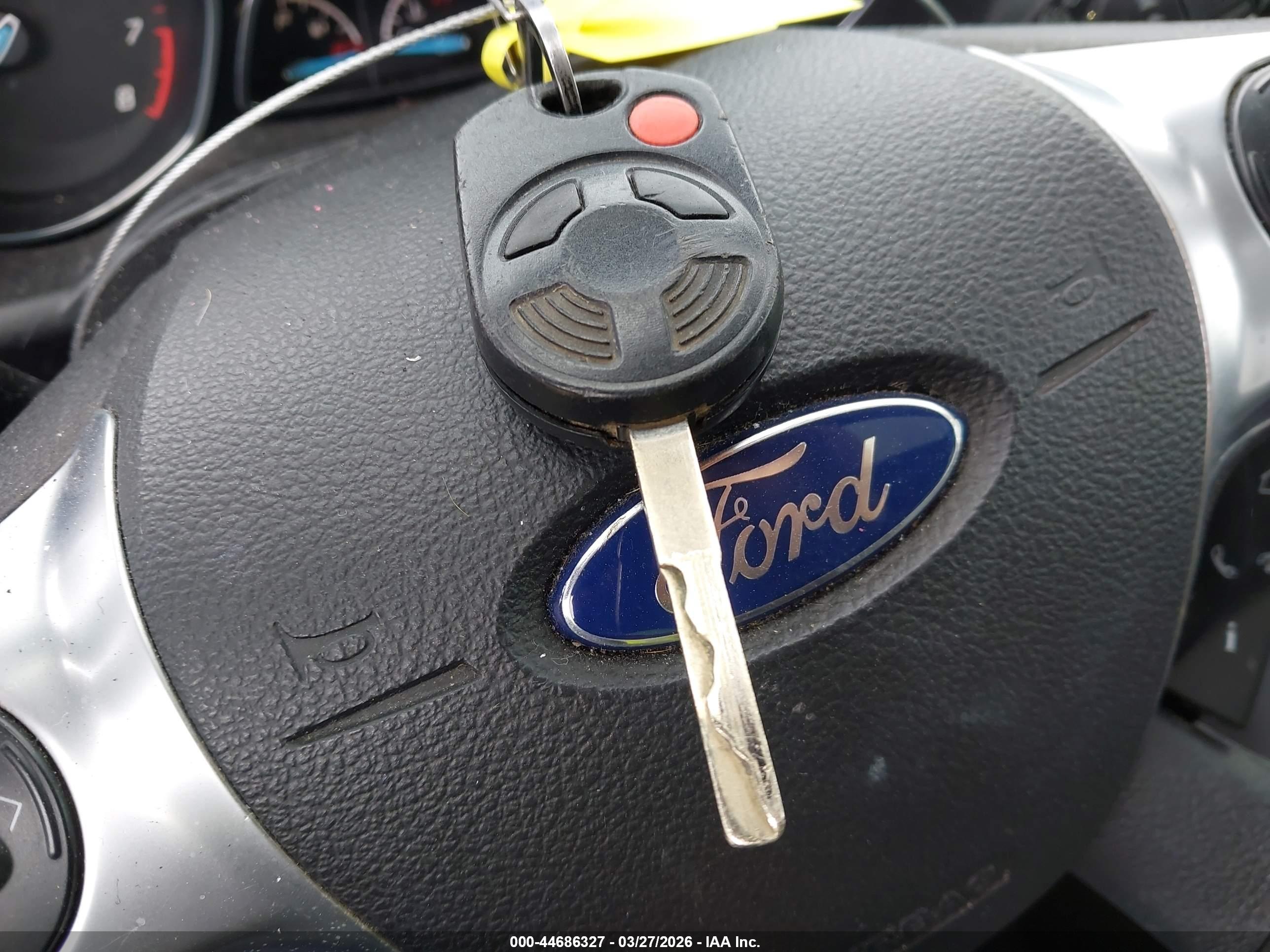 FORD ESCAPE image 11