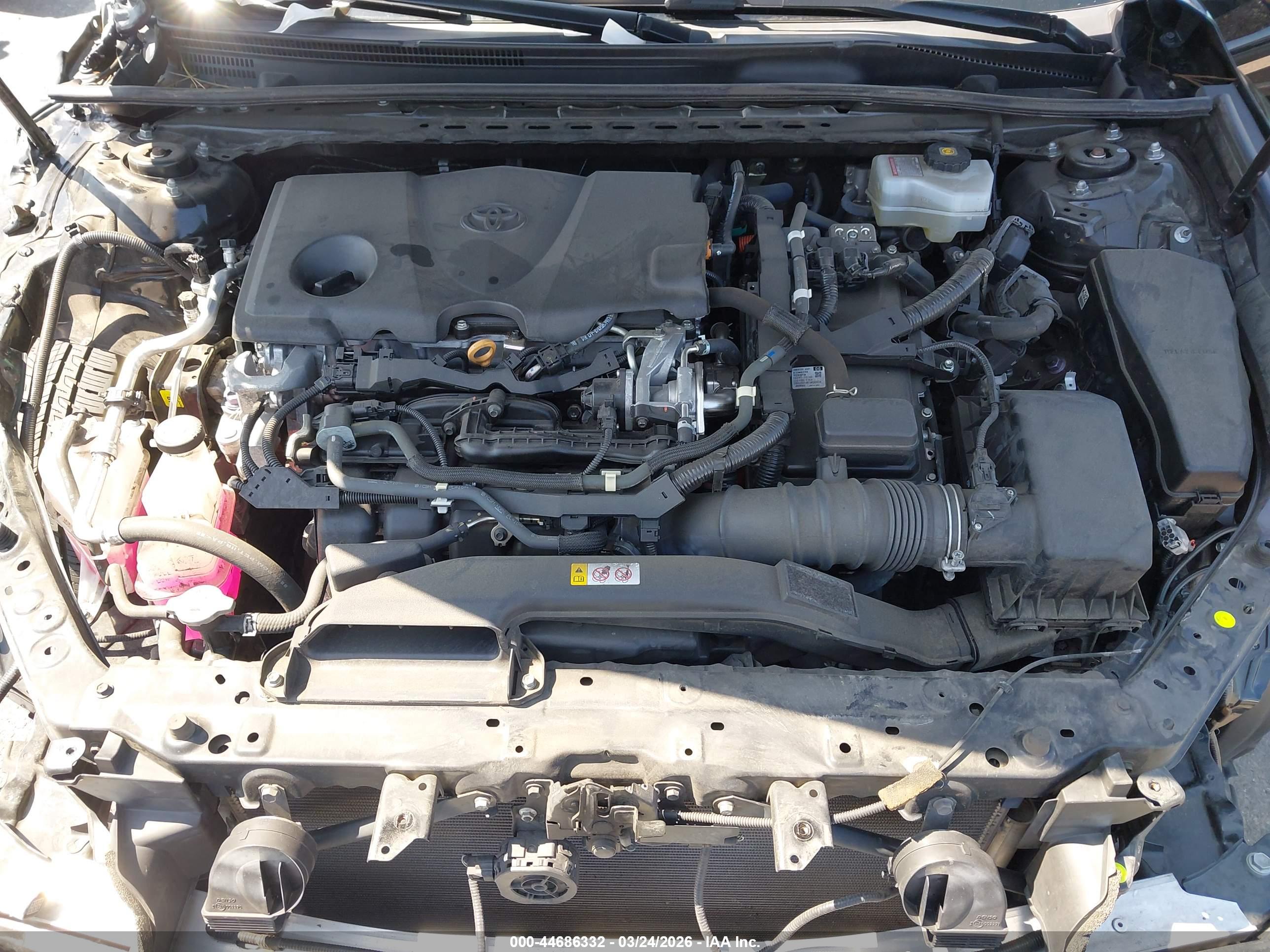 TOYOTA CAMRY image 10