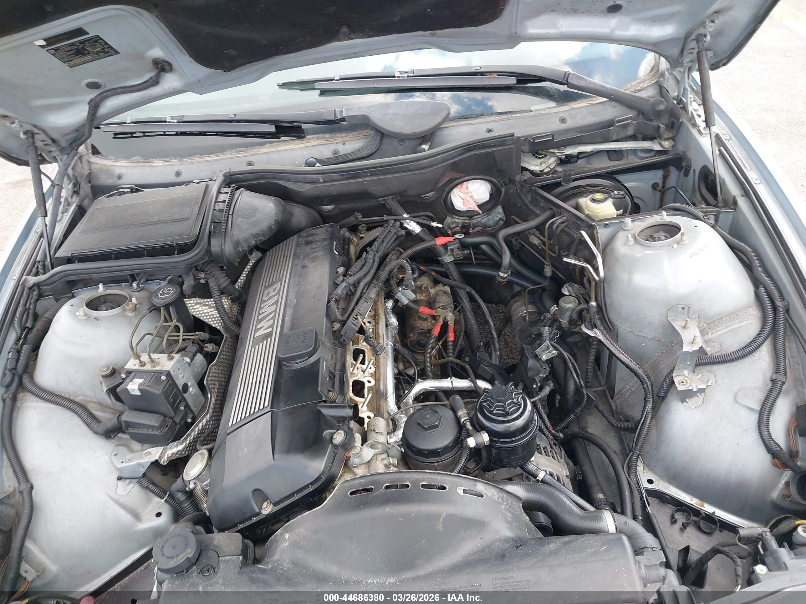 BMW 525IA image 10