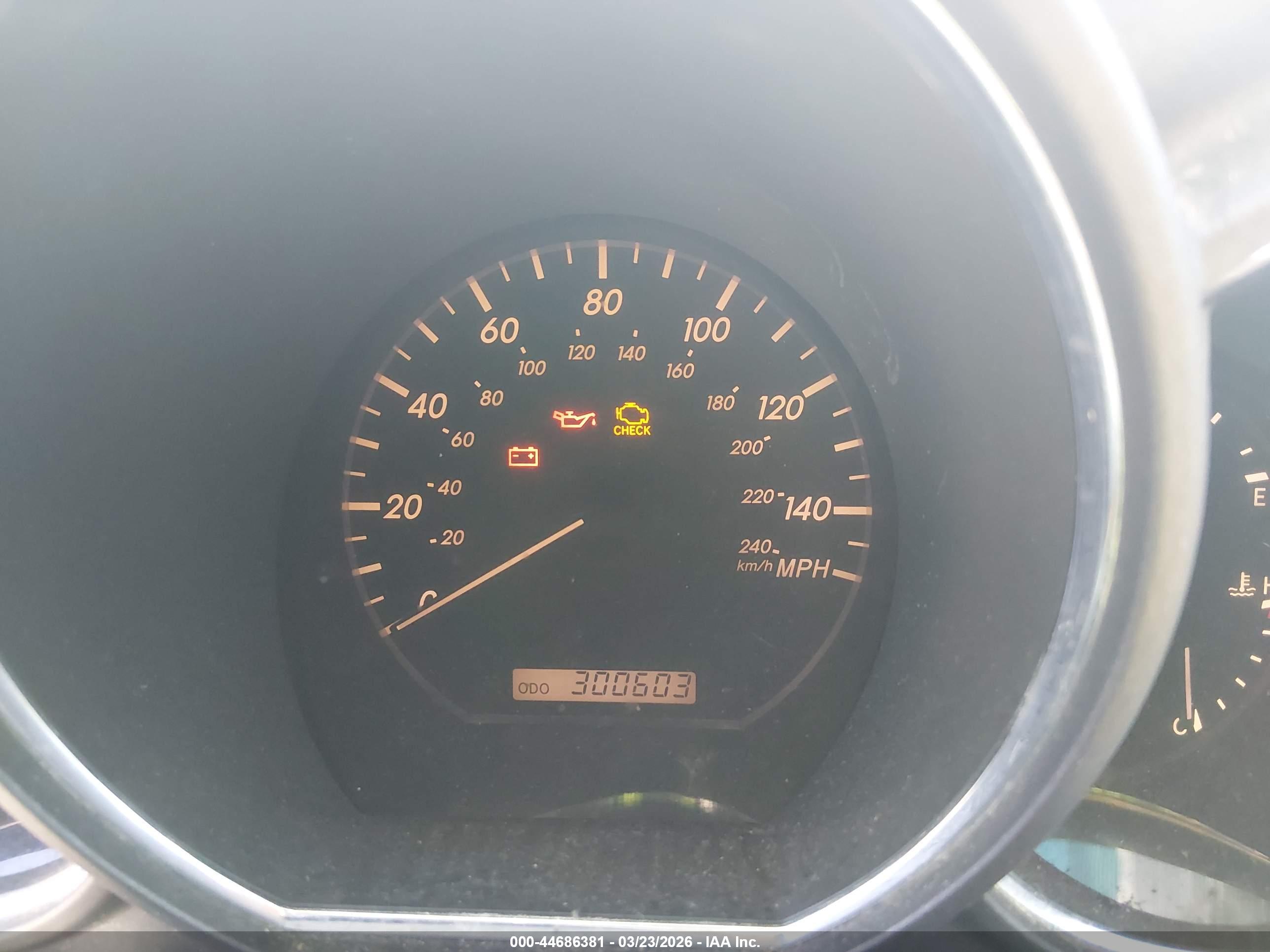 LEXUS RX image 7