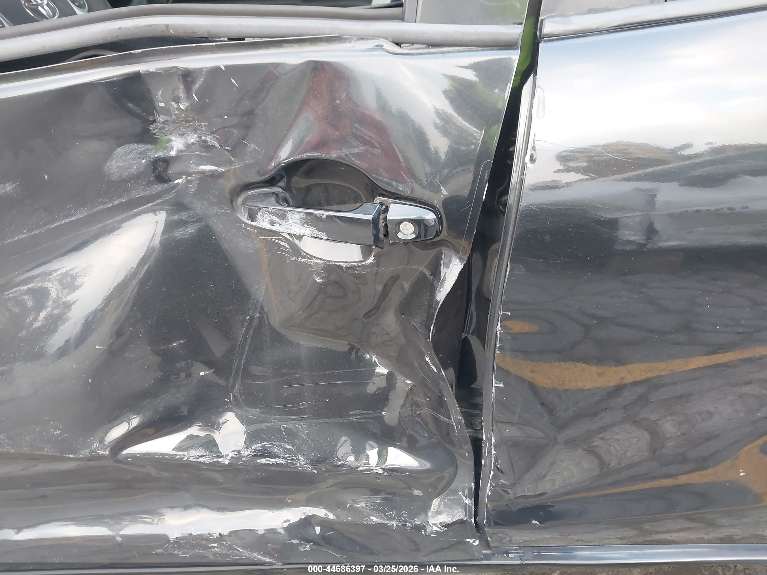 TOYOTA PRIUS image 9