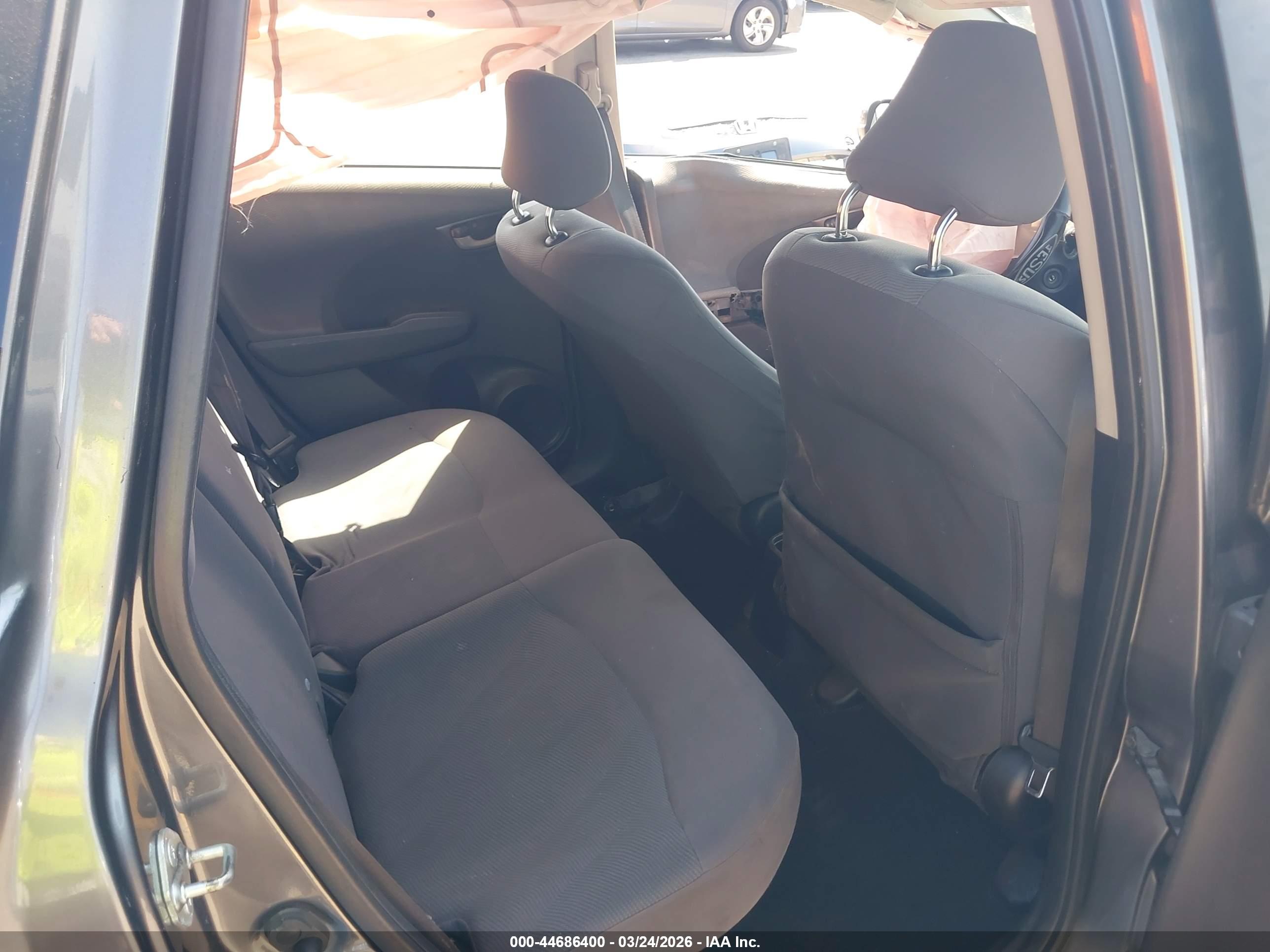 HONDA FIT image 8