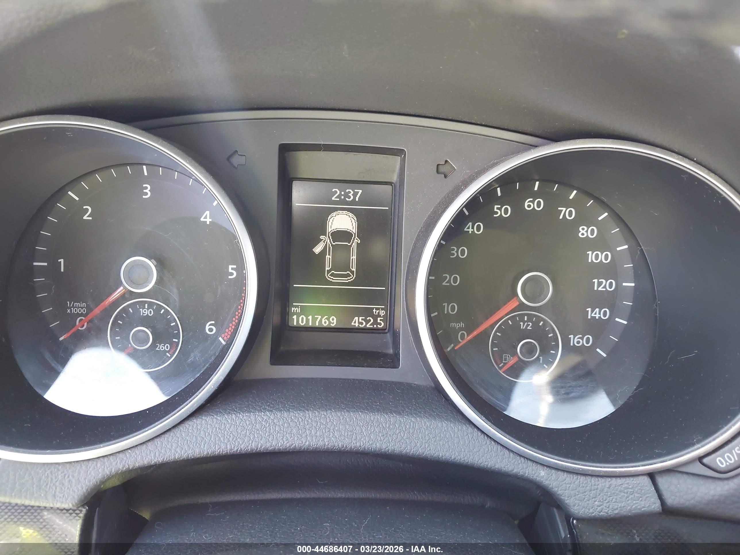 VOLKSWAGEN JETTA image 7