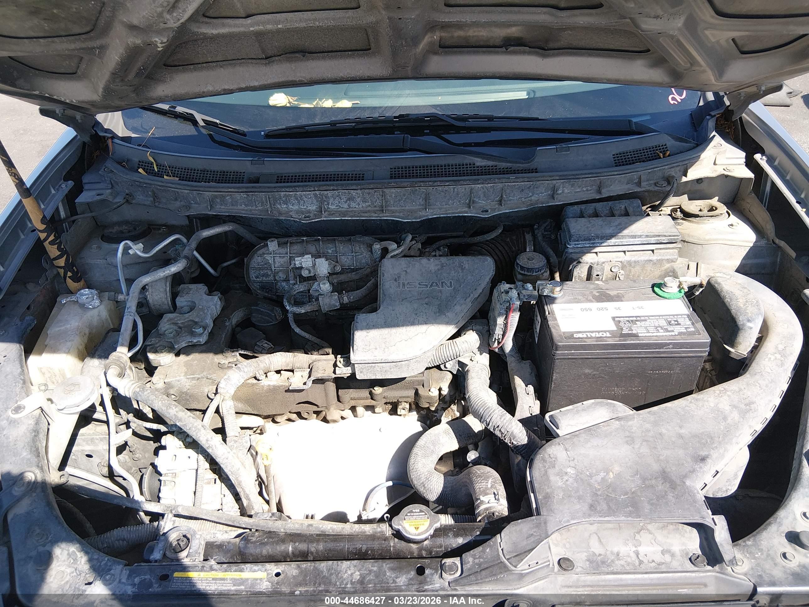 NISSAN ROGUE image 10