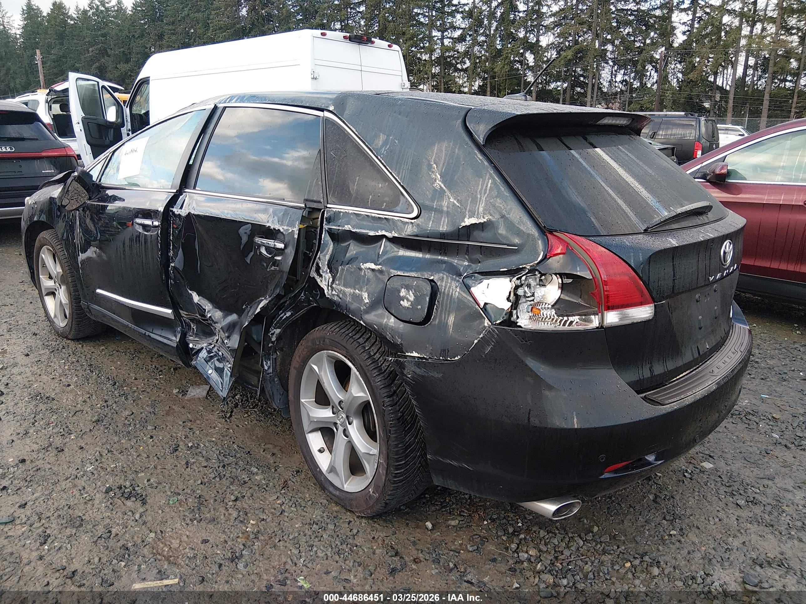 TOYOTA VENZA image 3