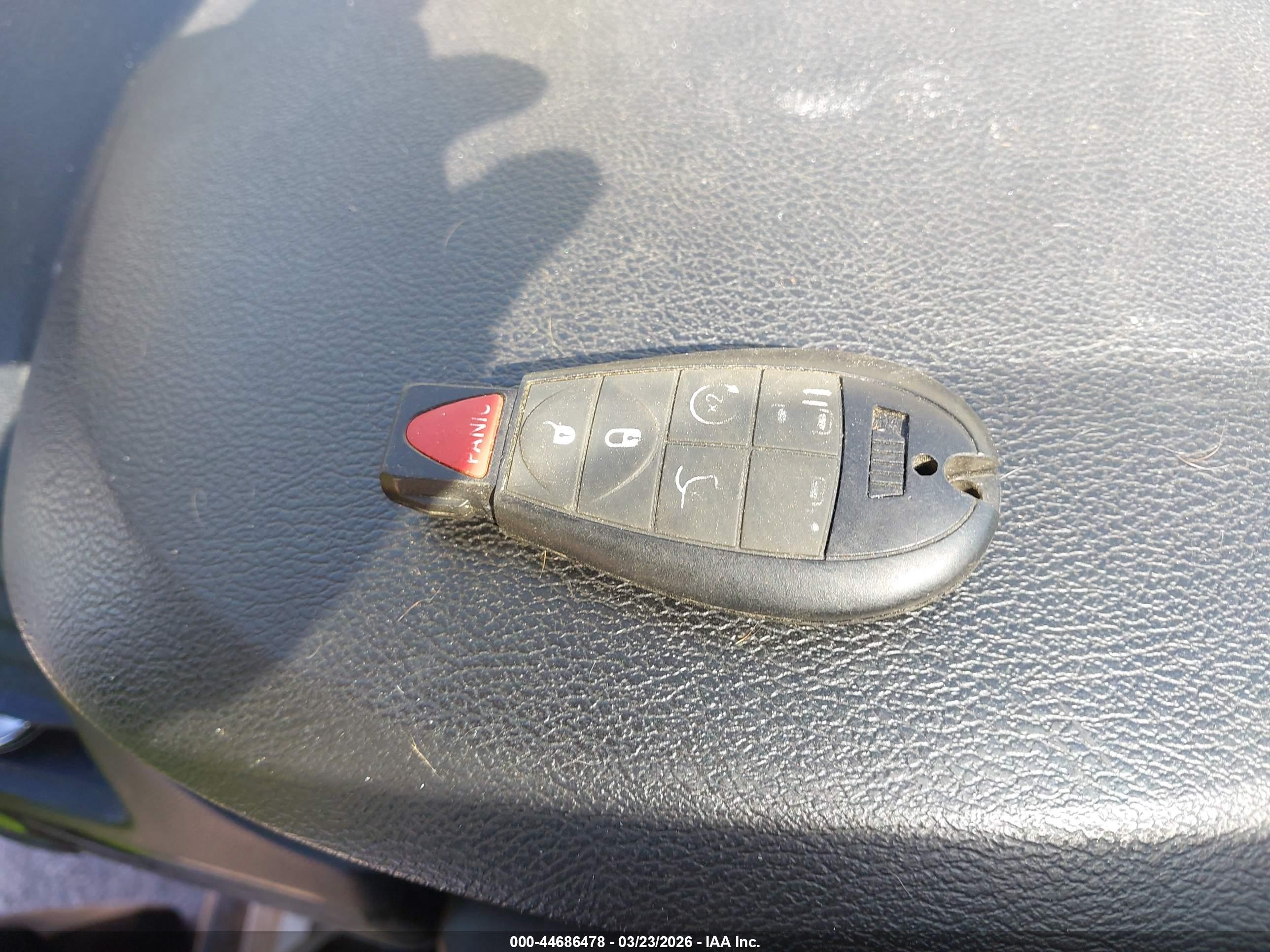CHRYSLER TOWN image 11