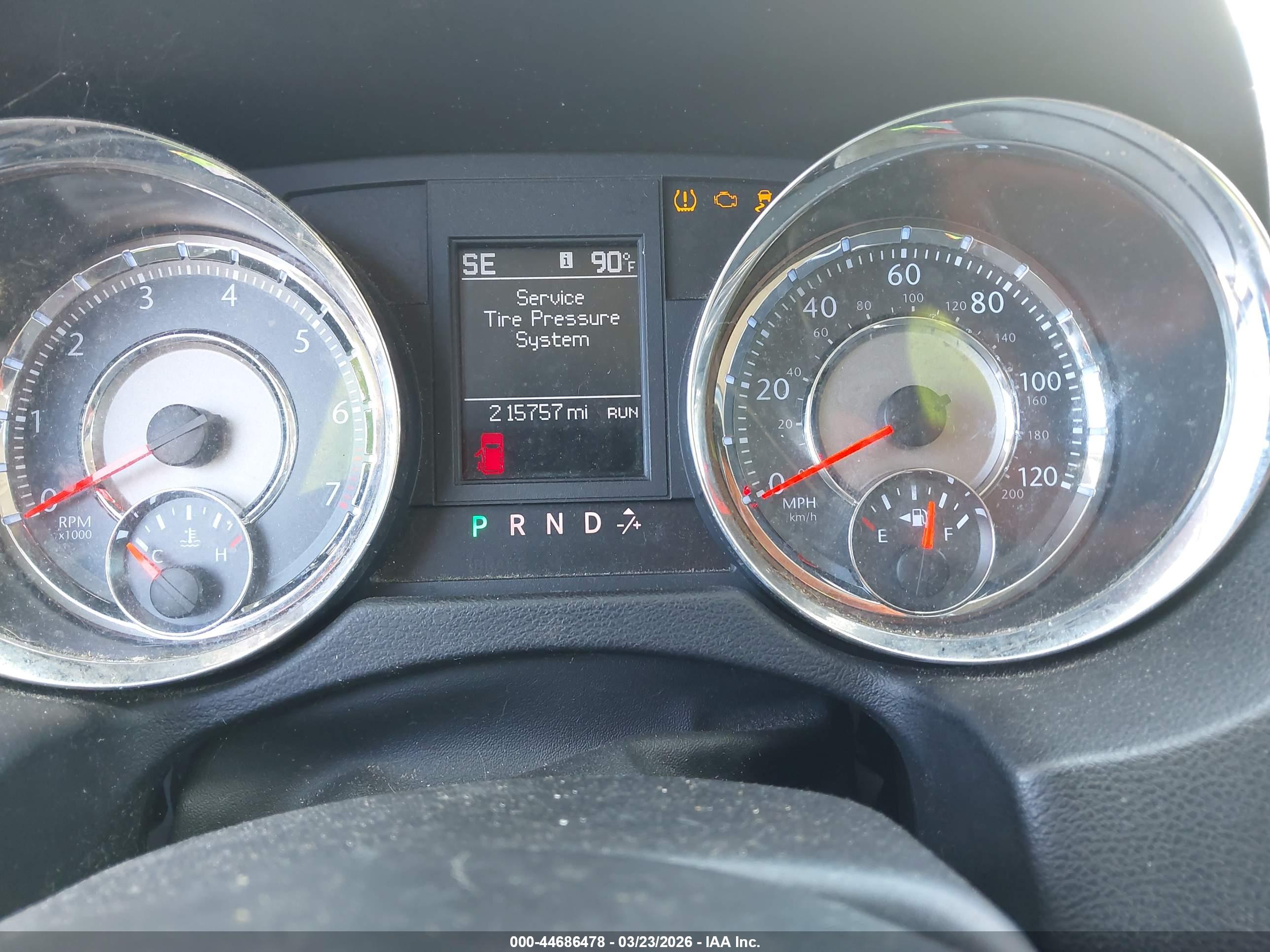 CHRYSLER TOWN image 7