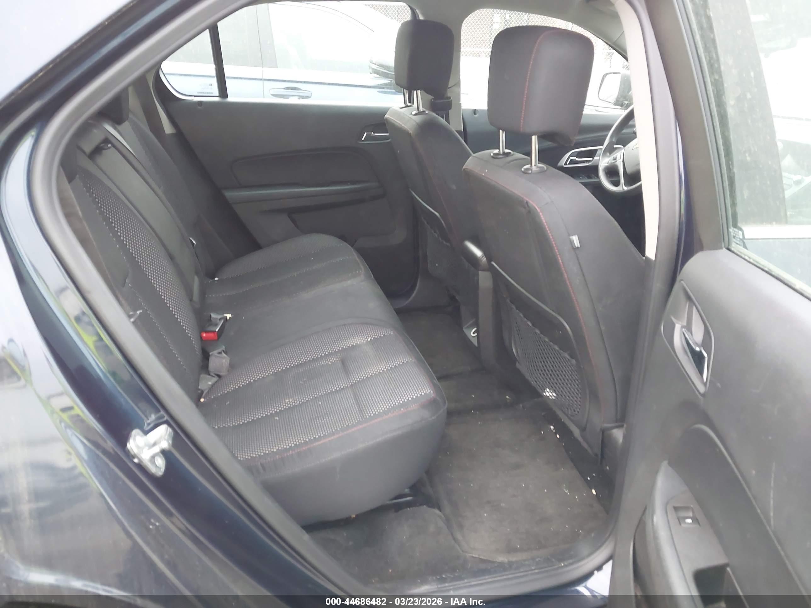 CHEVROLET EQUINOX image 8