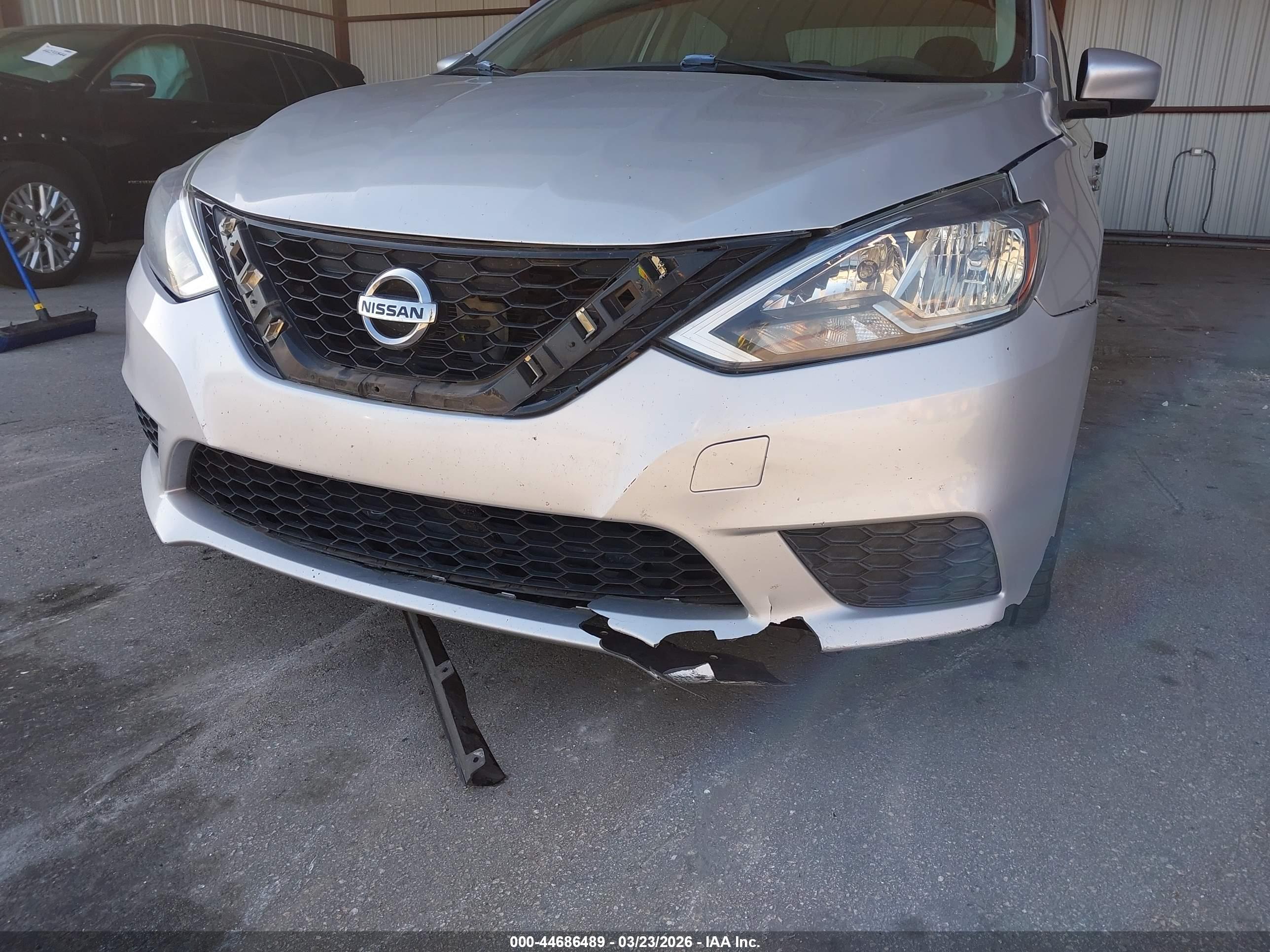 NISSAN SENTRA image 6
