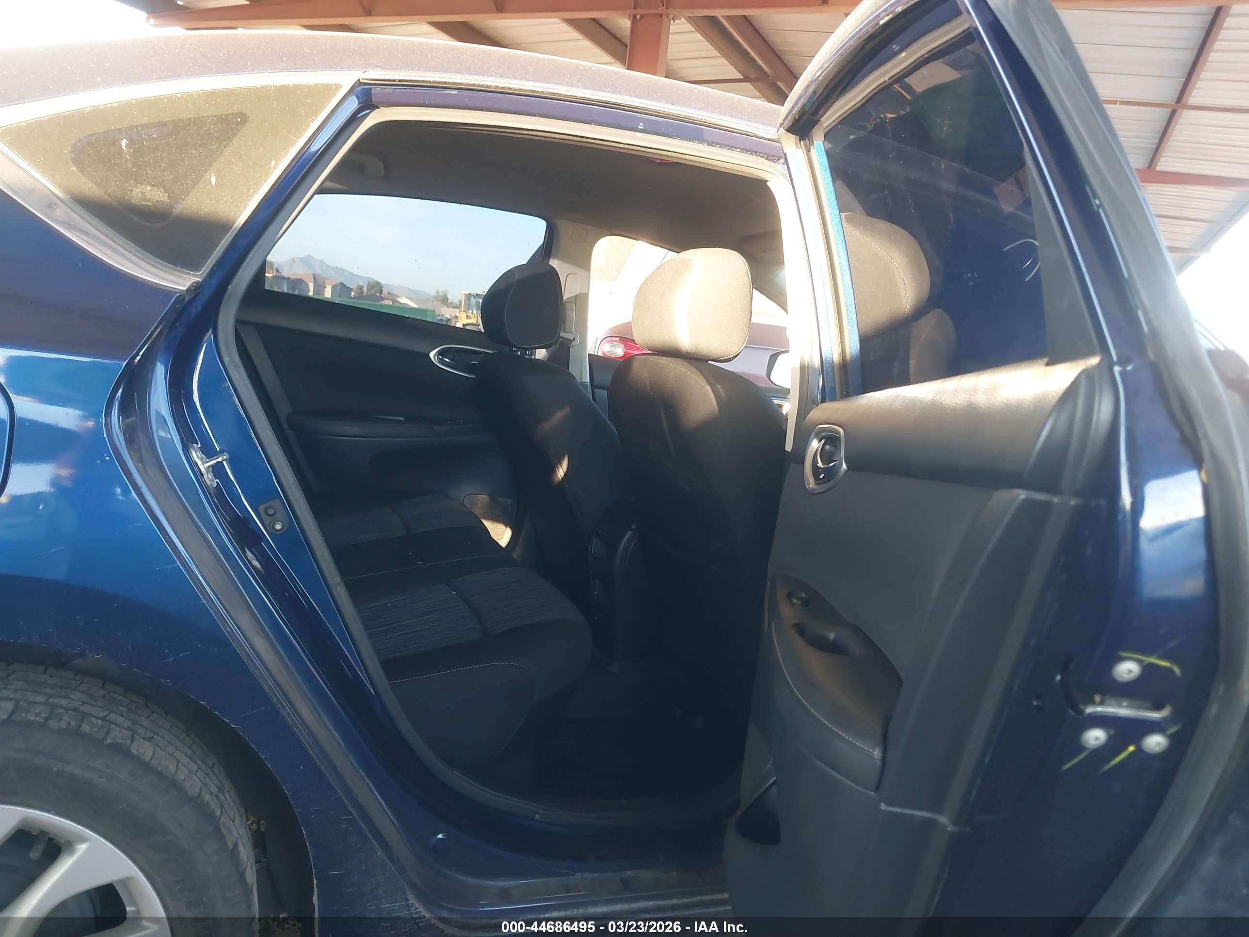 NISSAN SENTRA image 8