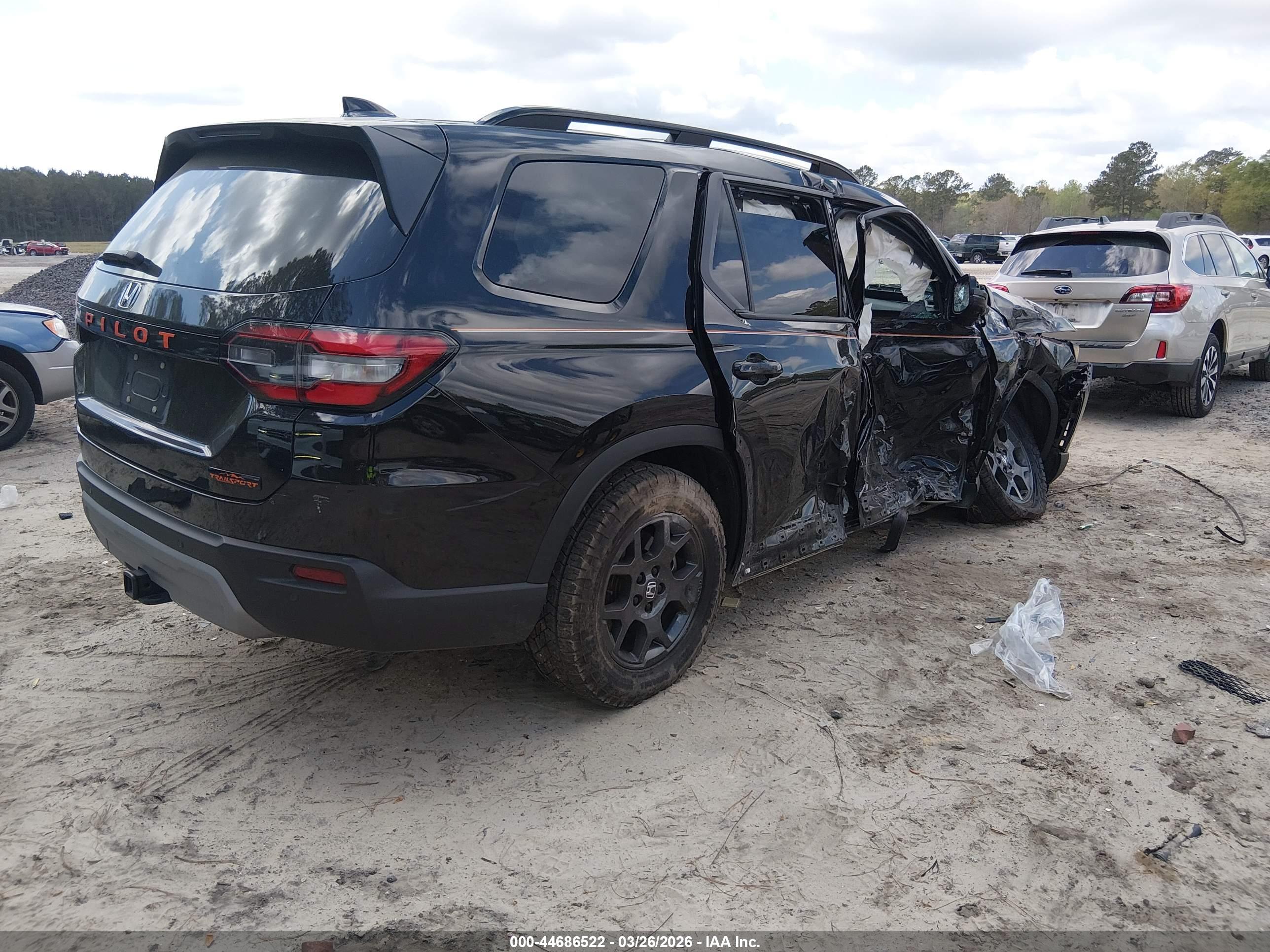 HONDA PILOT image 4