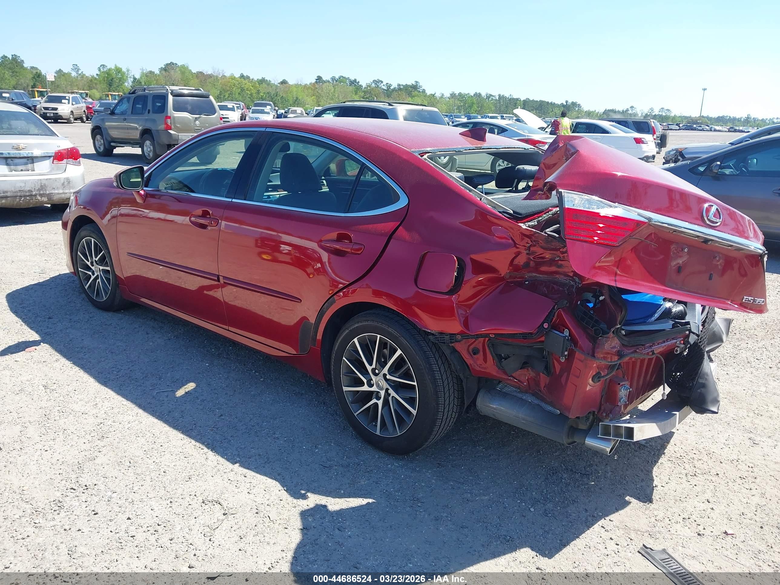 LEXUS ES image 3