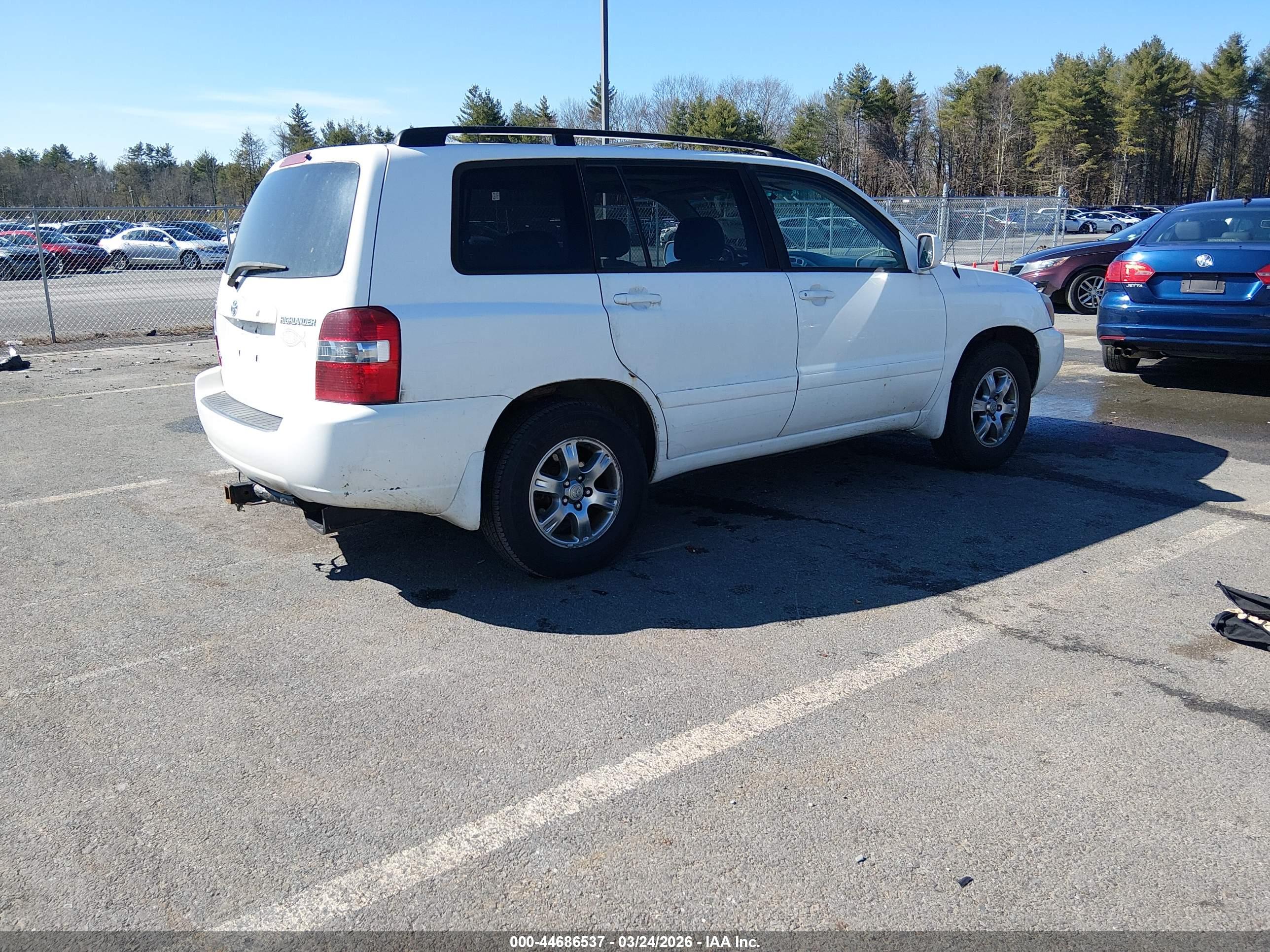 TOYOTA HIGHLANDER image 4