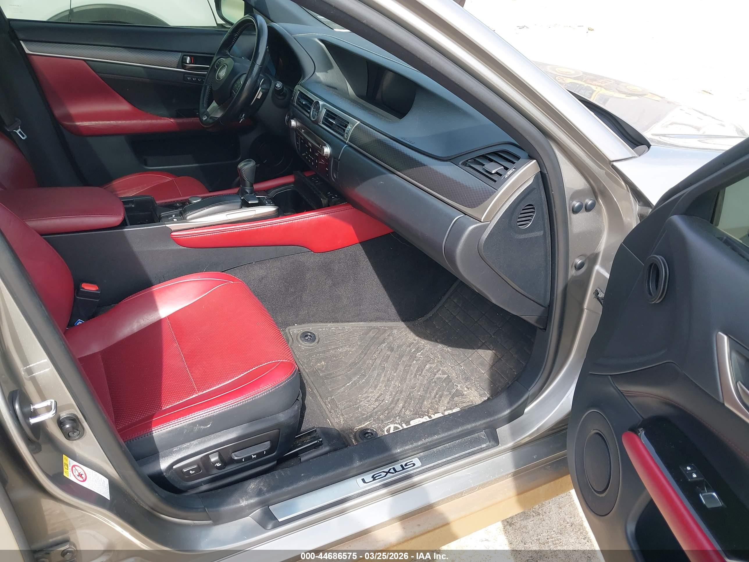 LEXUS GS image 5