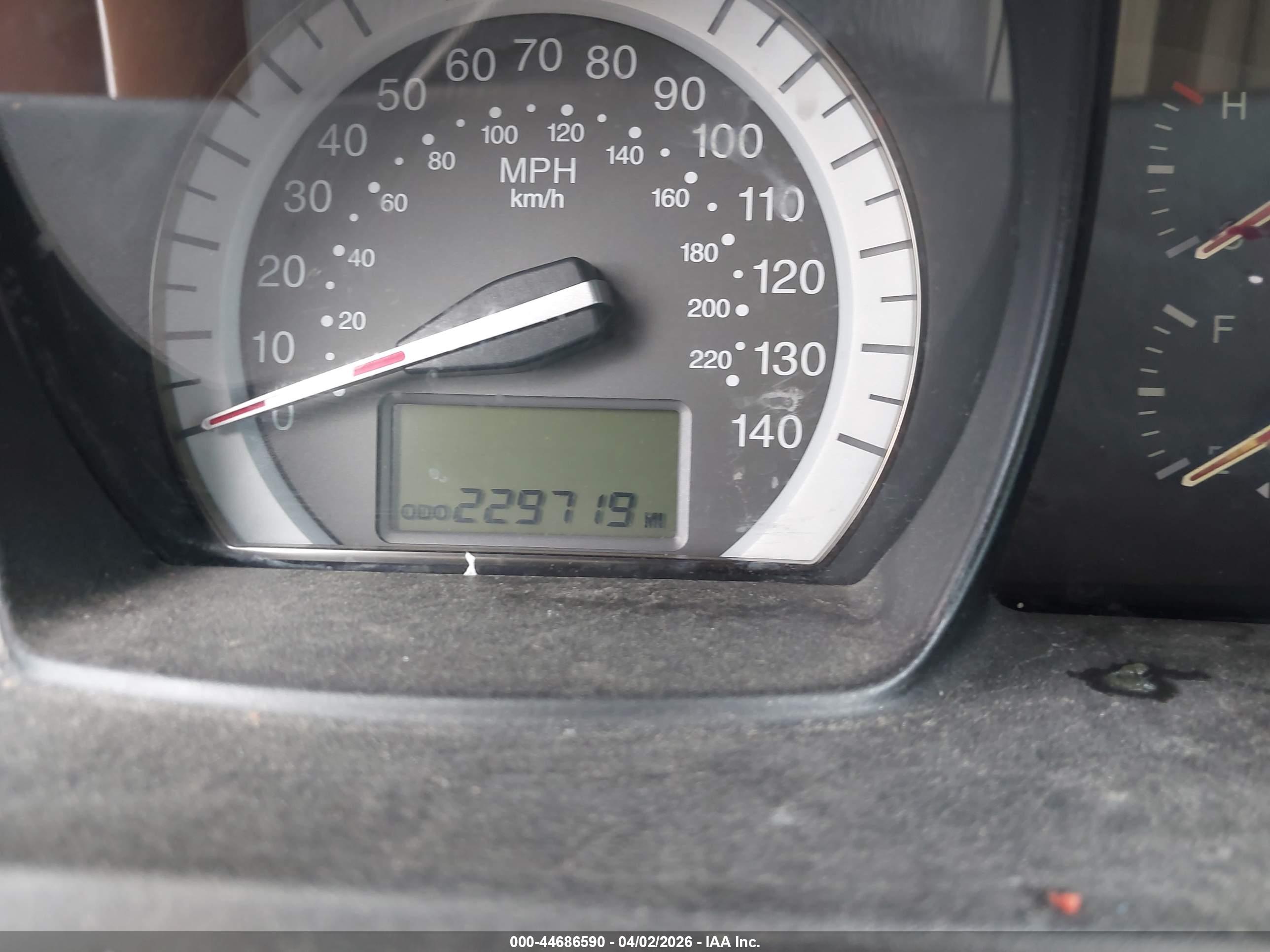 KIA SPECTRA image 7