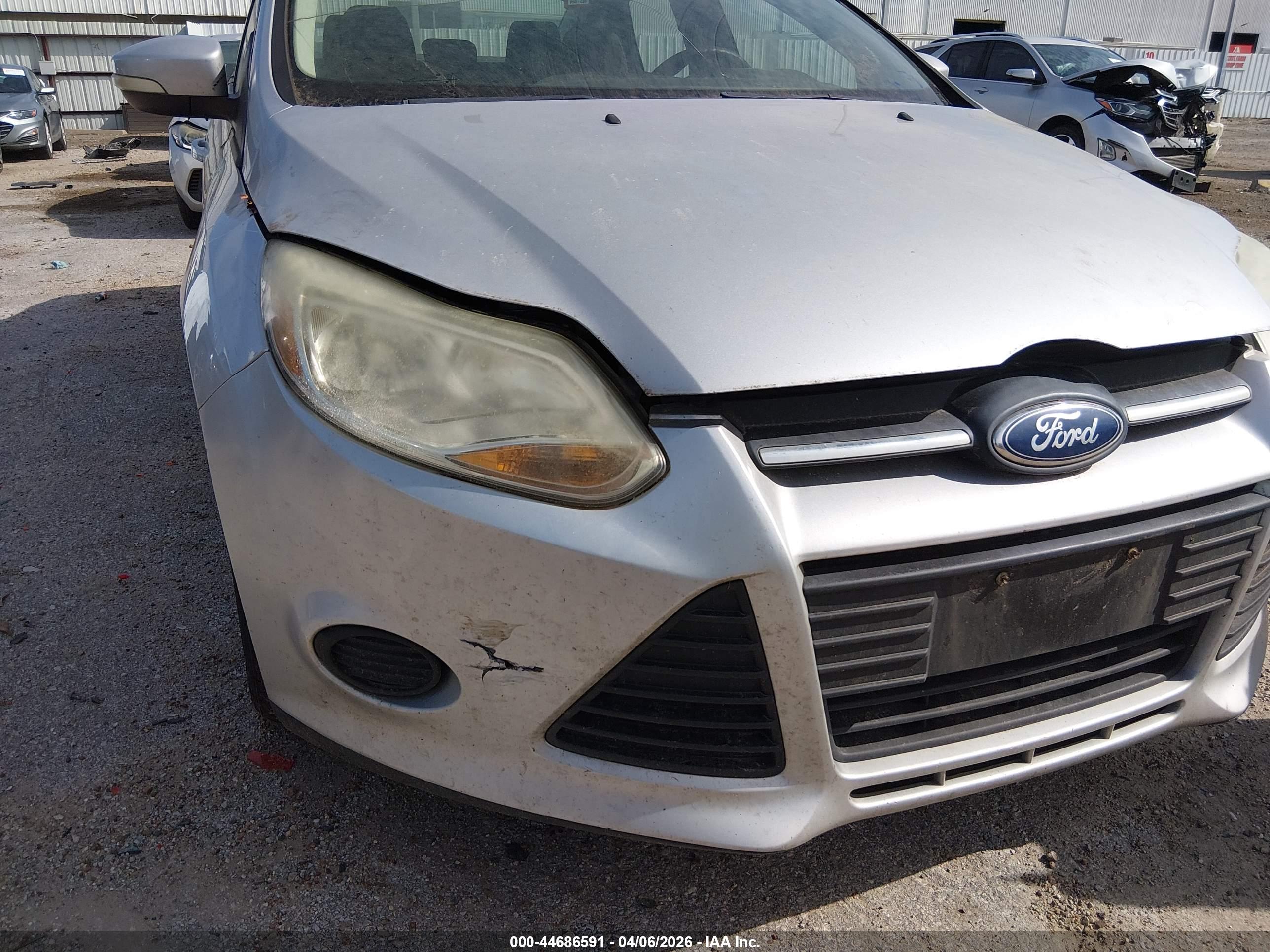 FORD FOCUS image 6
