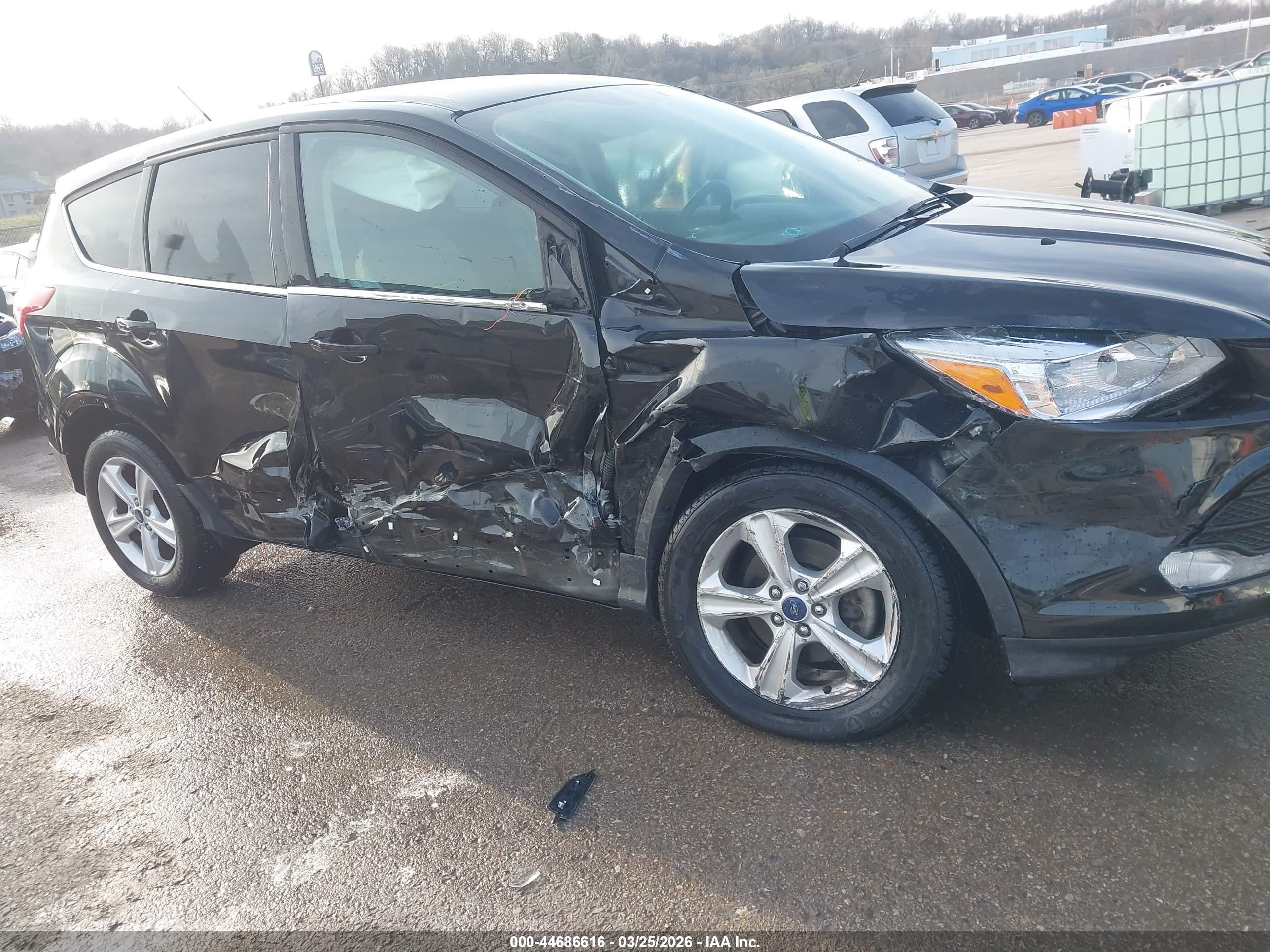 FORD ESCAPE image 6