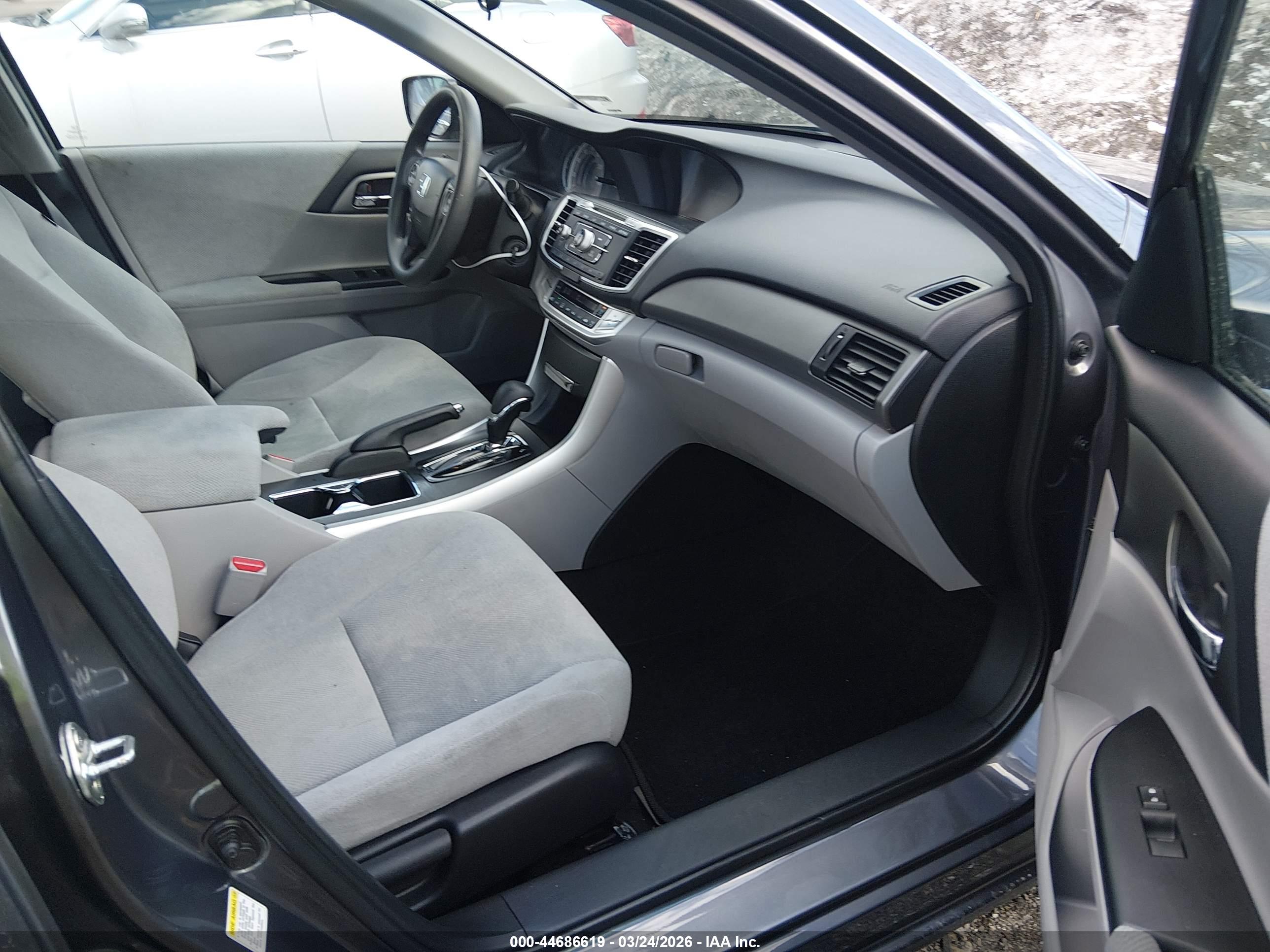 HONDA ACCORD image 5
