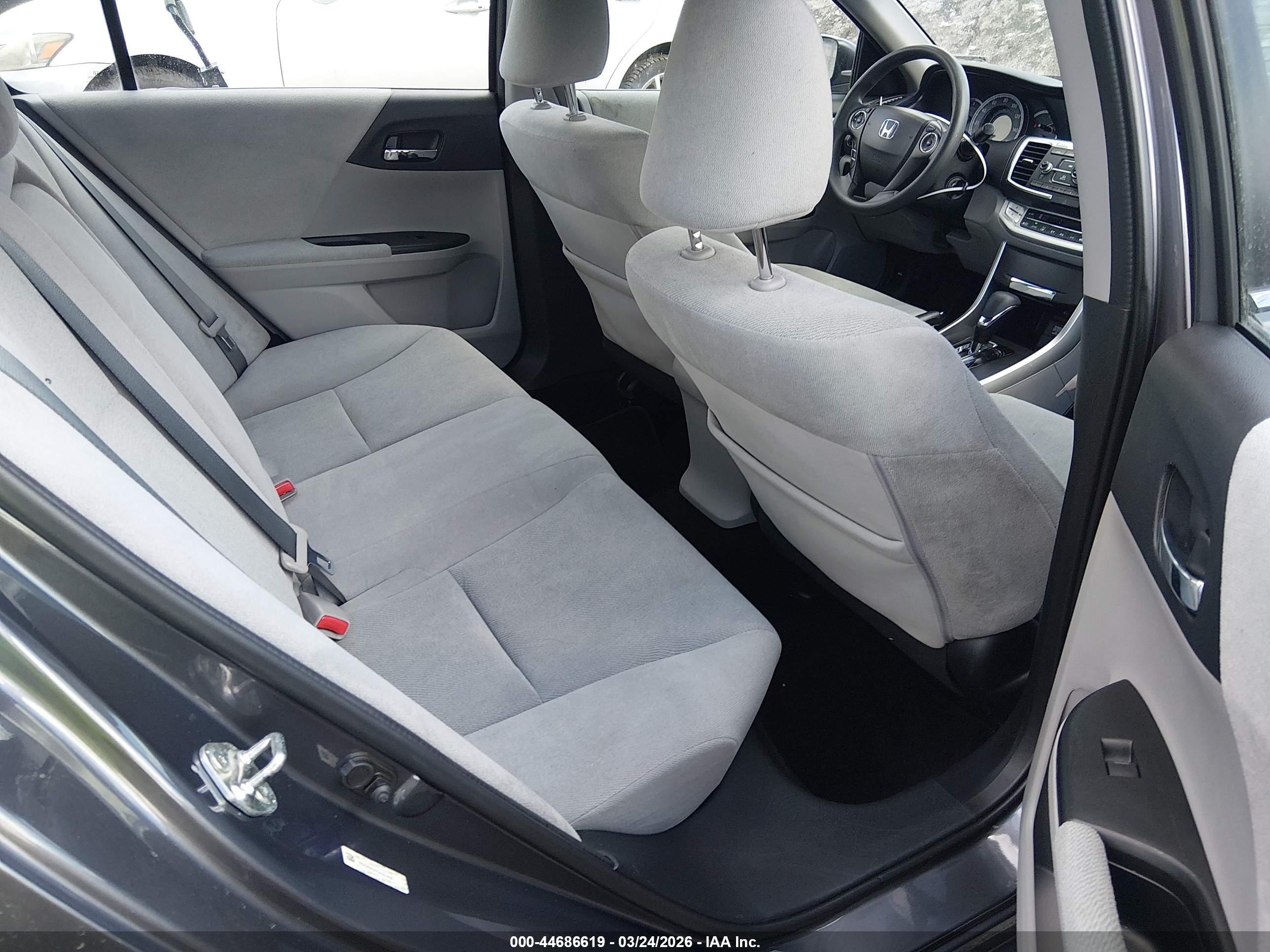 HONDA ACCORD image 8