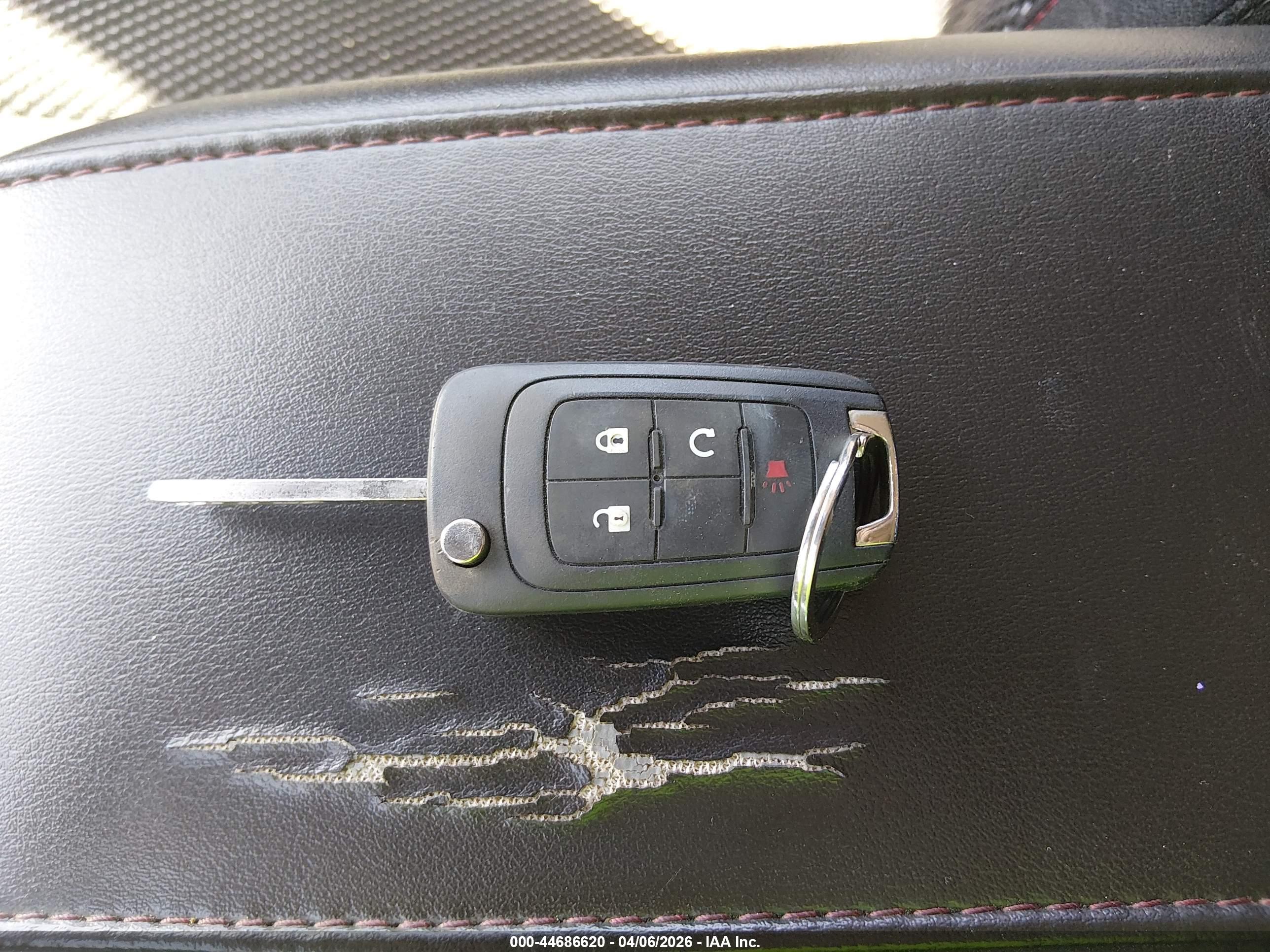 CHEVROLET EQUINOX image 11