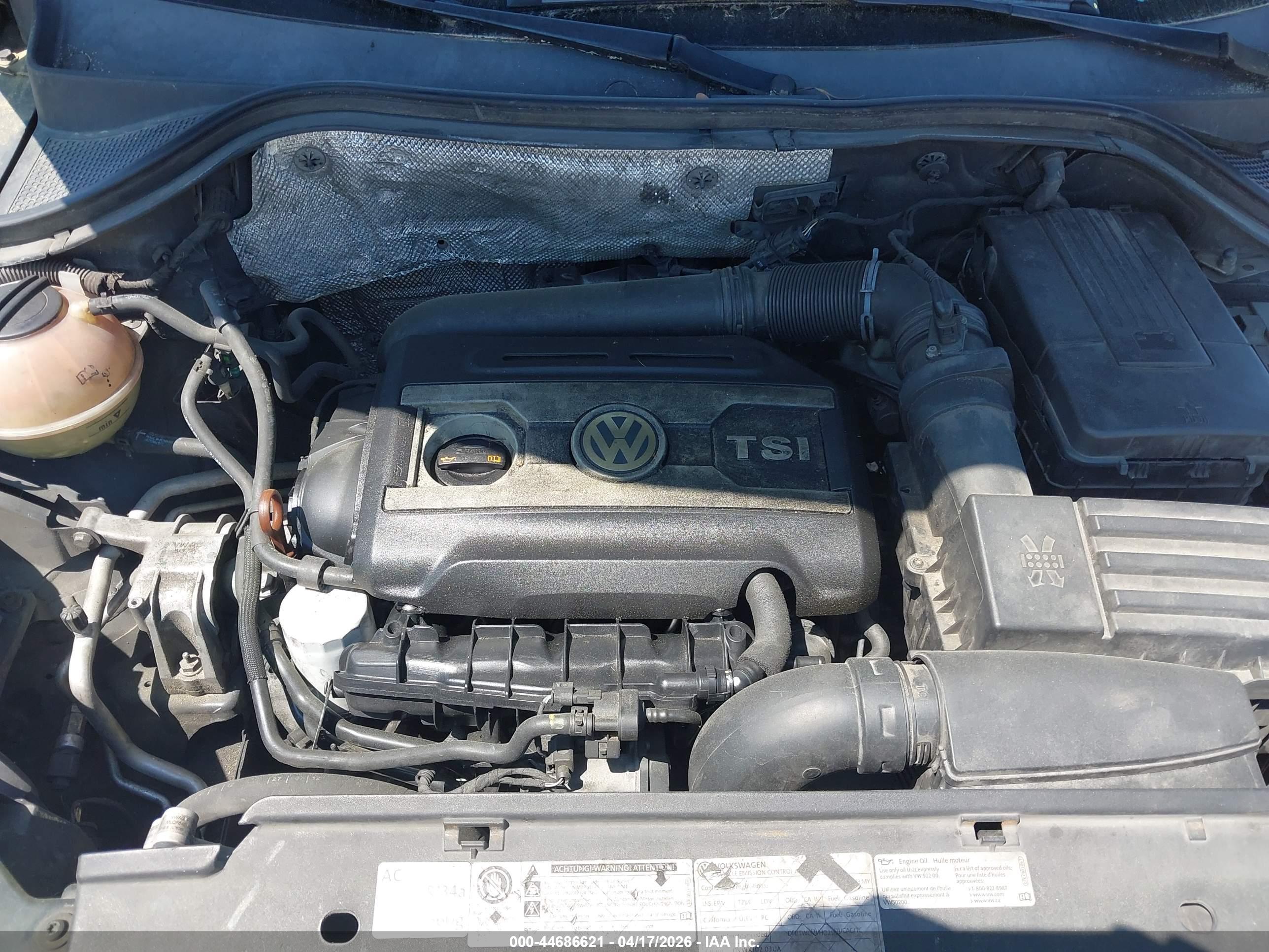 VOLKSWAGEN TIGUAN image 10