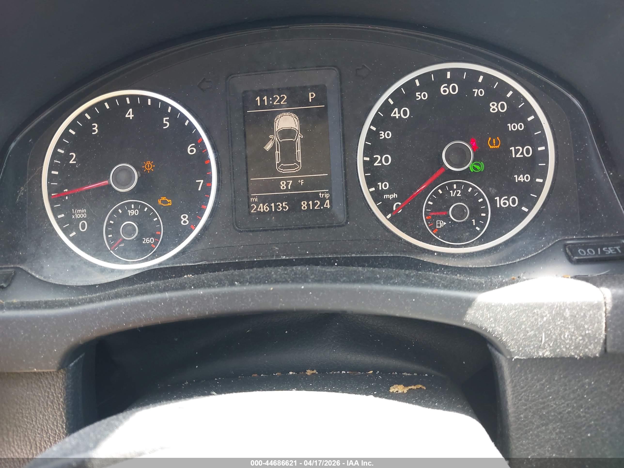 VOLKSWAGEN TIGUAN image 7