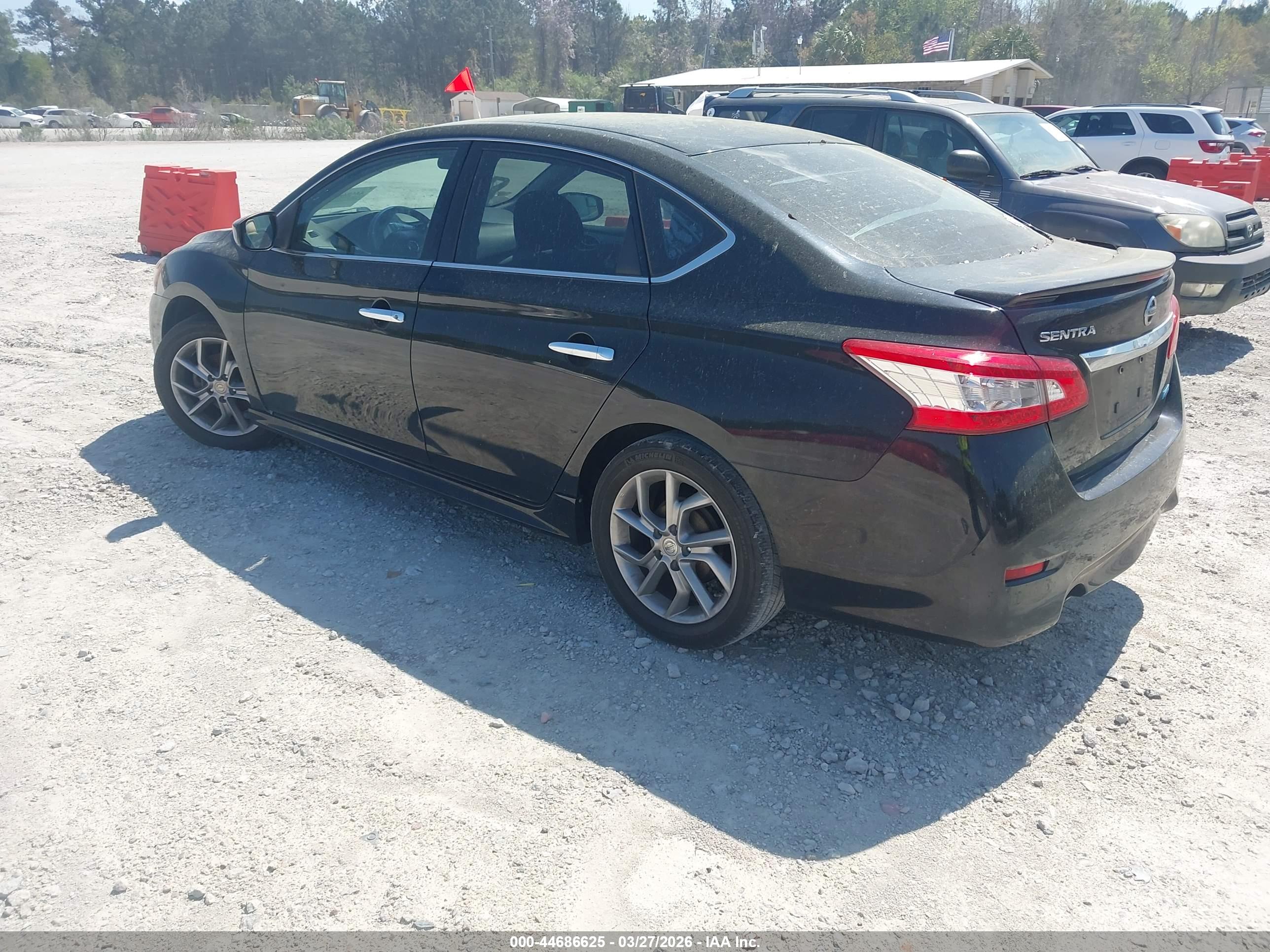 NISSAN SENTRA image 3
