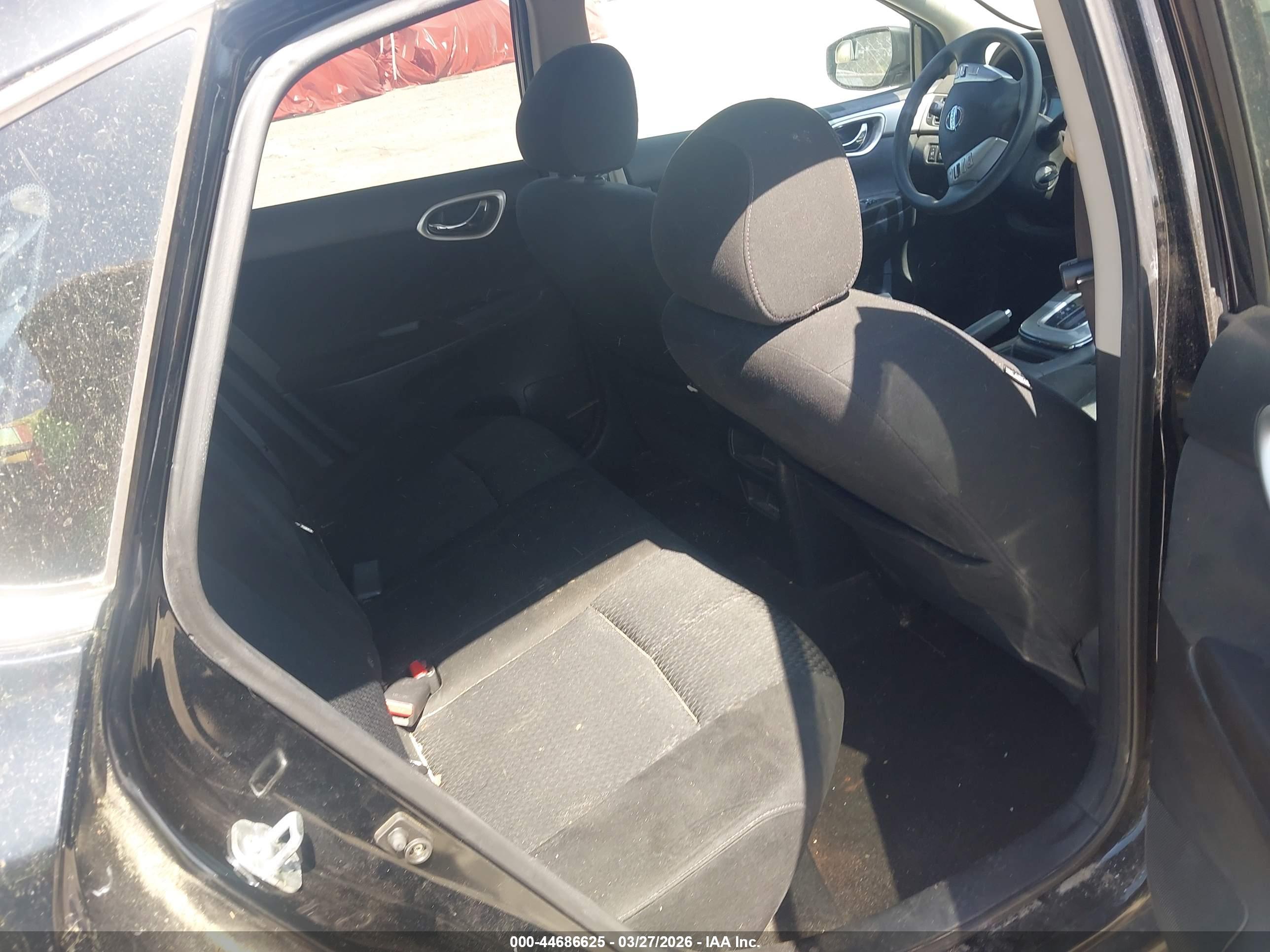NISSAN SENTRA image 8