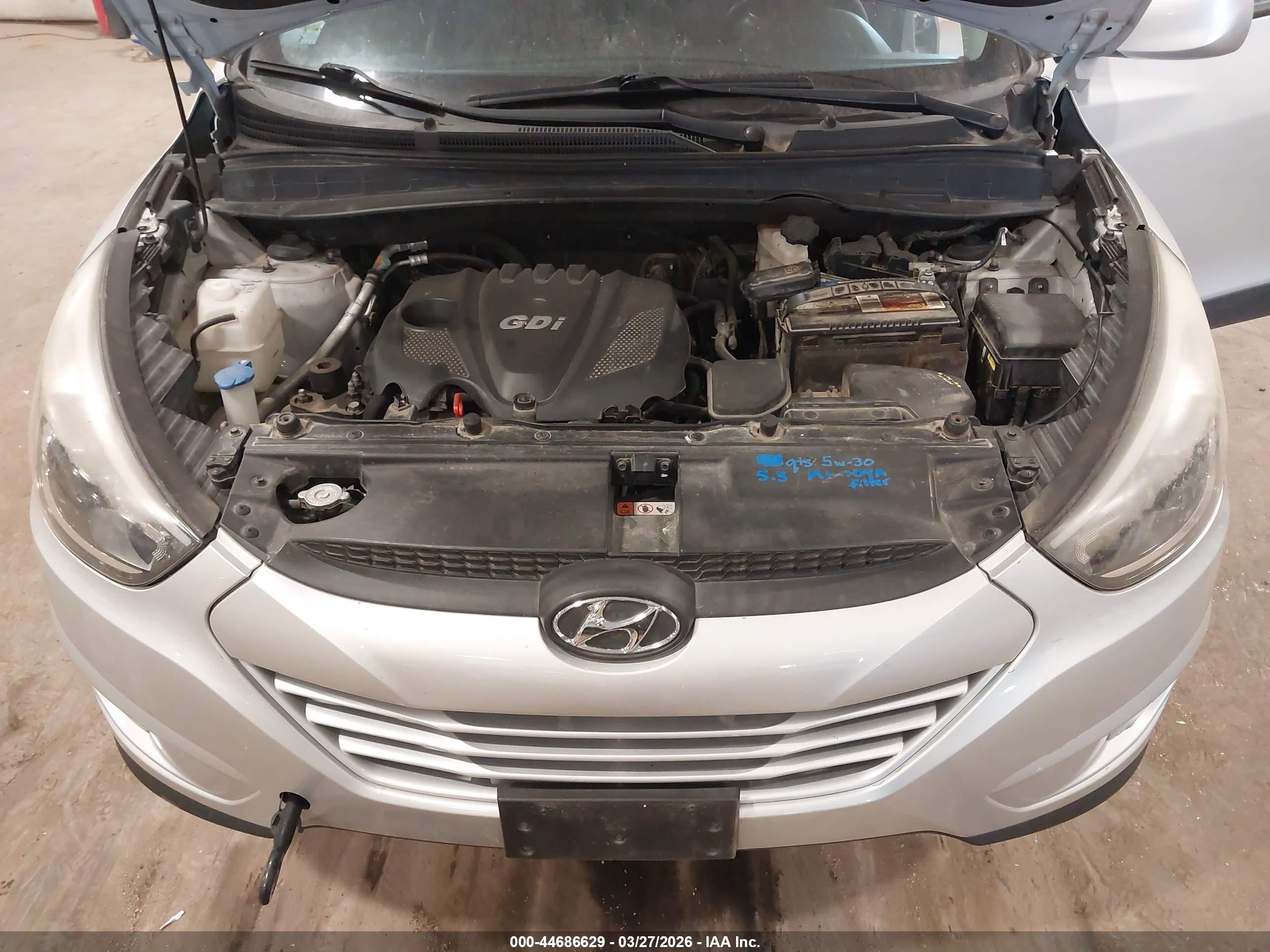 HYUNDAI TUCSON image 10