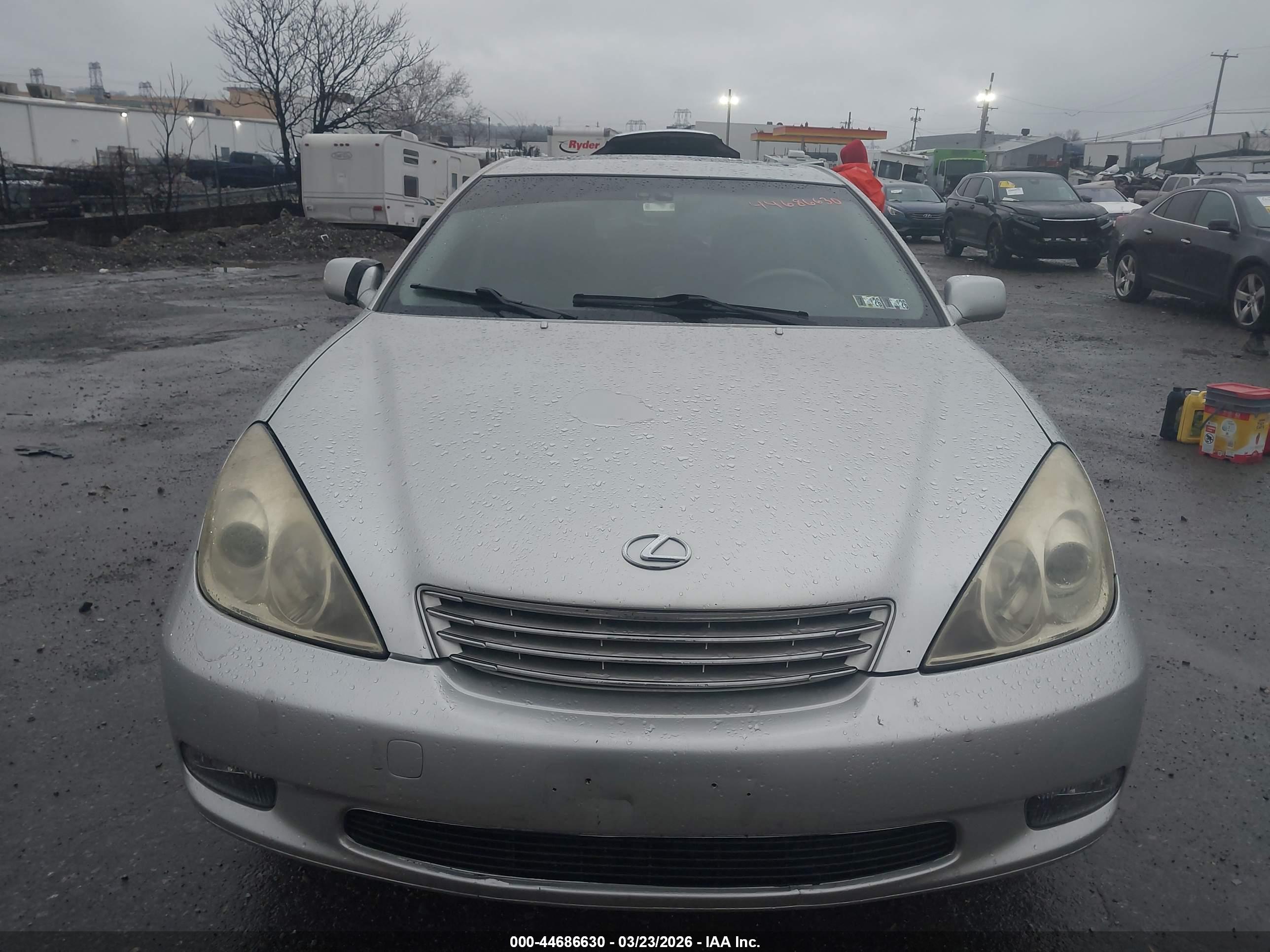 LEXUS ES image 6