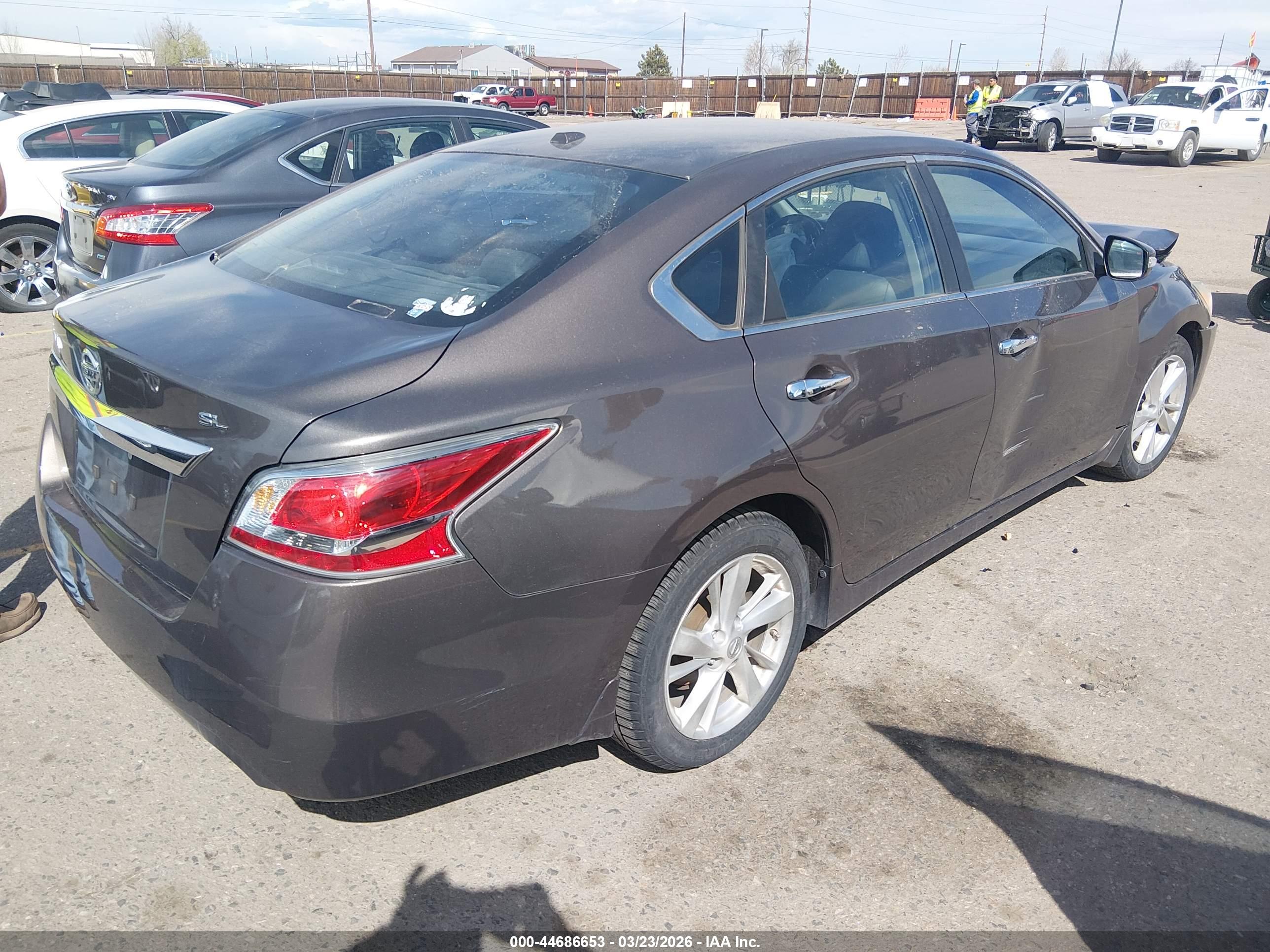 NISSAN ALTIMA image 4