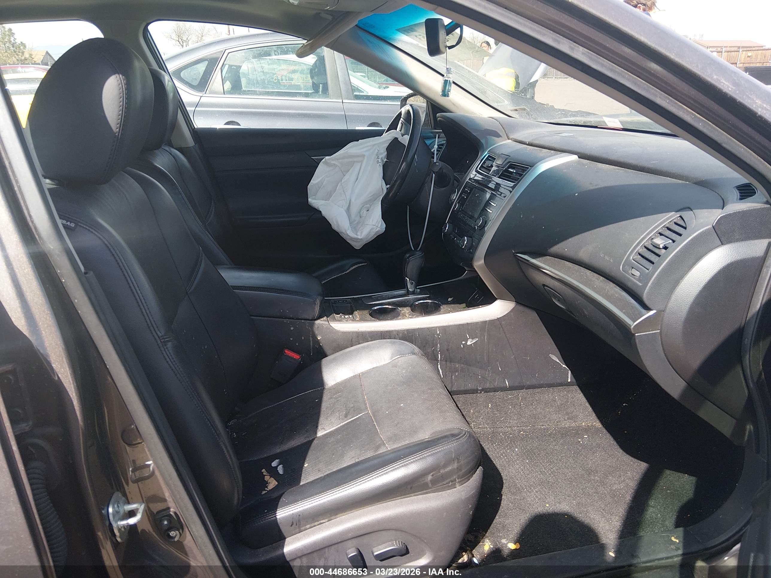 NISSAN ALTIMA image 5
