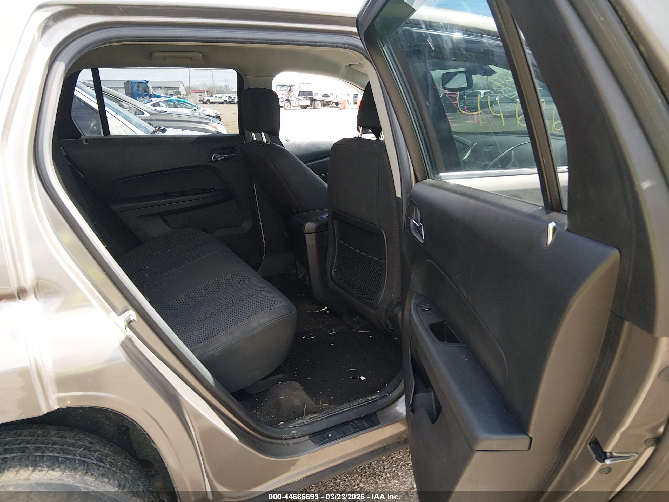 GMC TERRAIN image 8