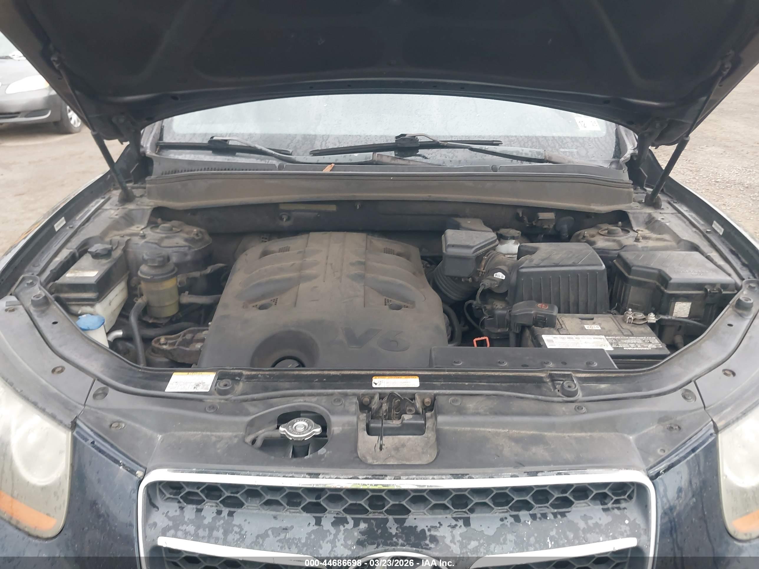 HYUNDAI SANTA image 10