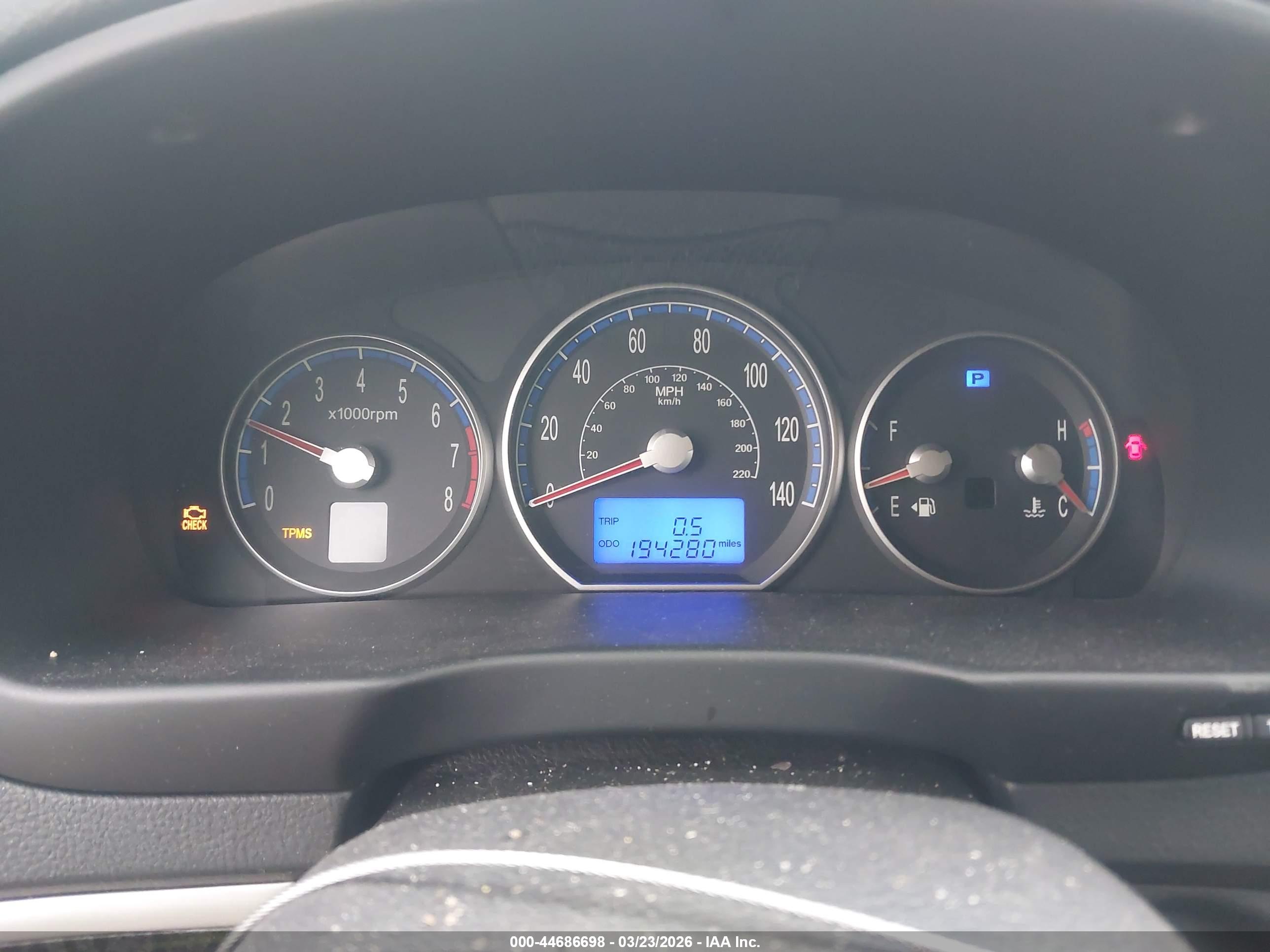 HYUNDAI SANTA image 7