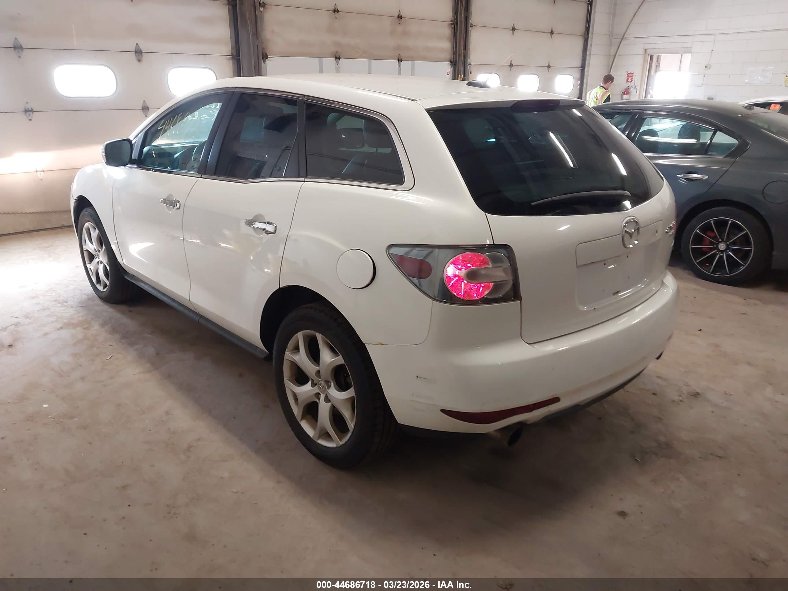 MAZDA CX-7 image 3
