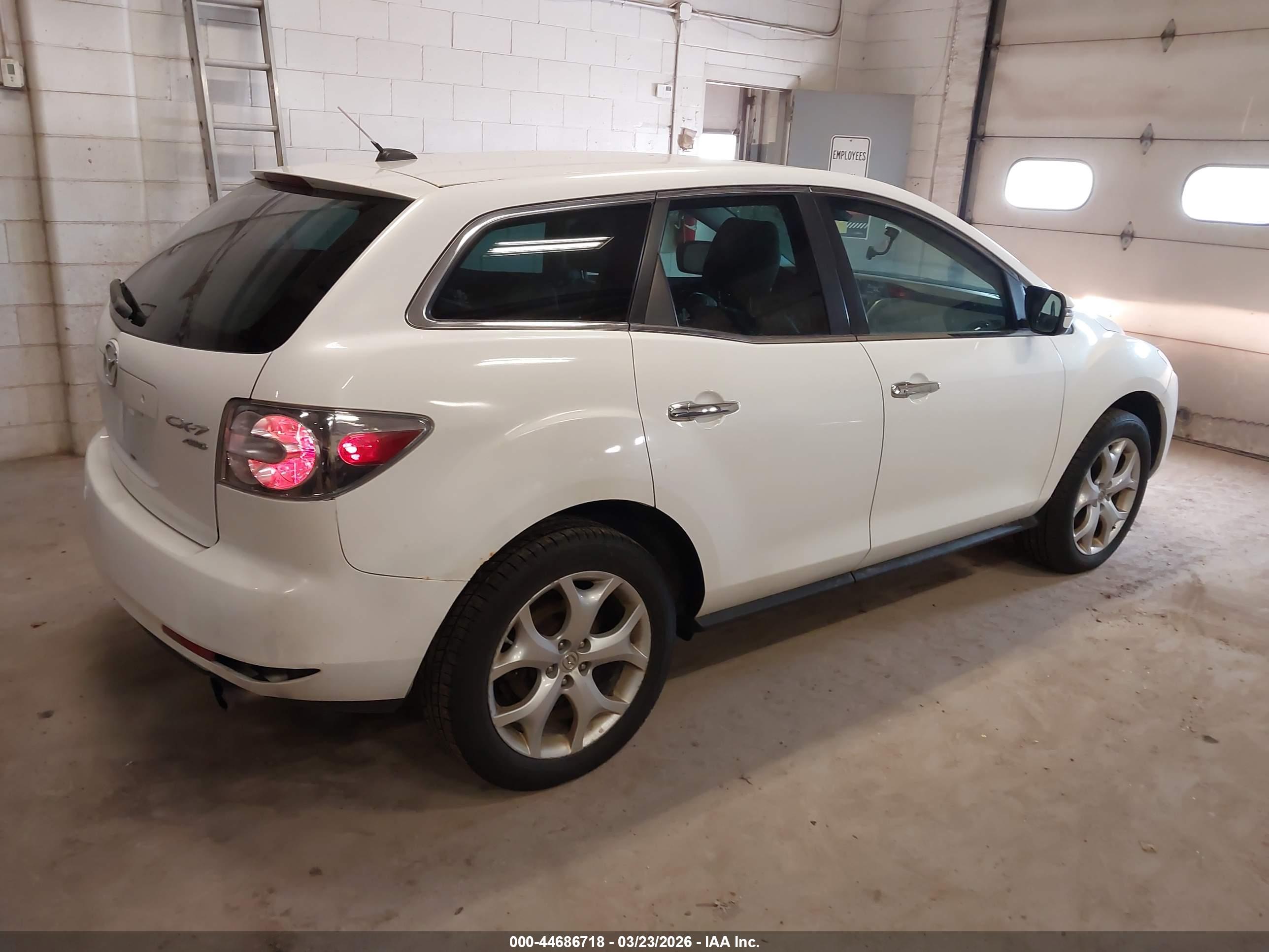 MAZDA CX-7 image 4