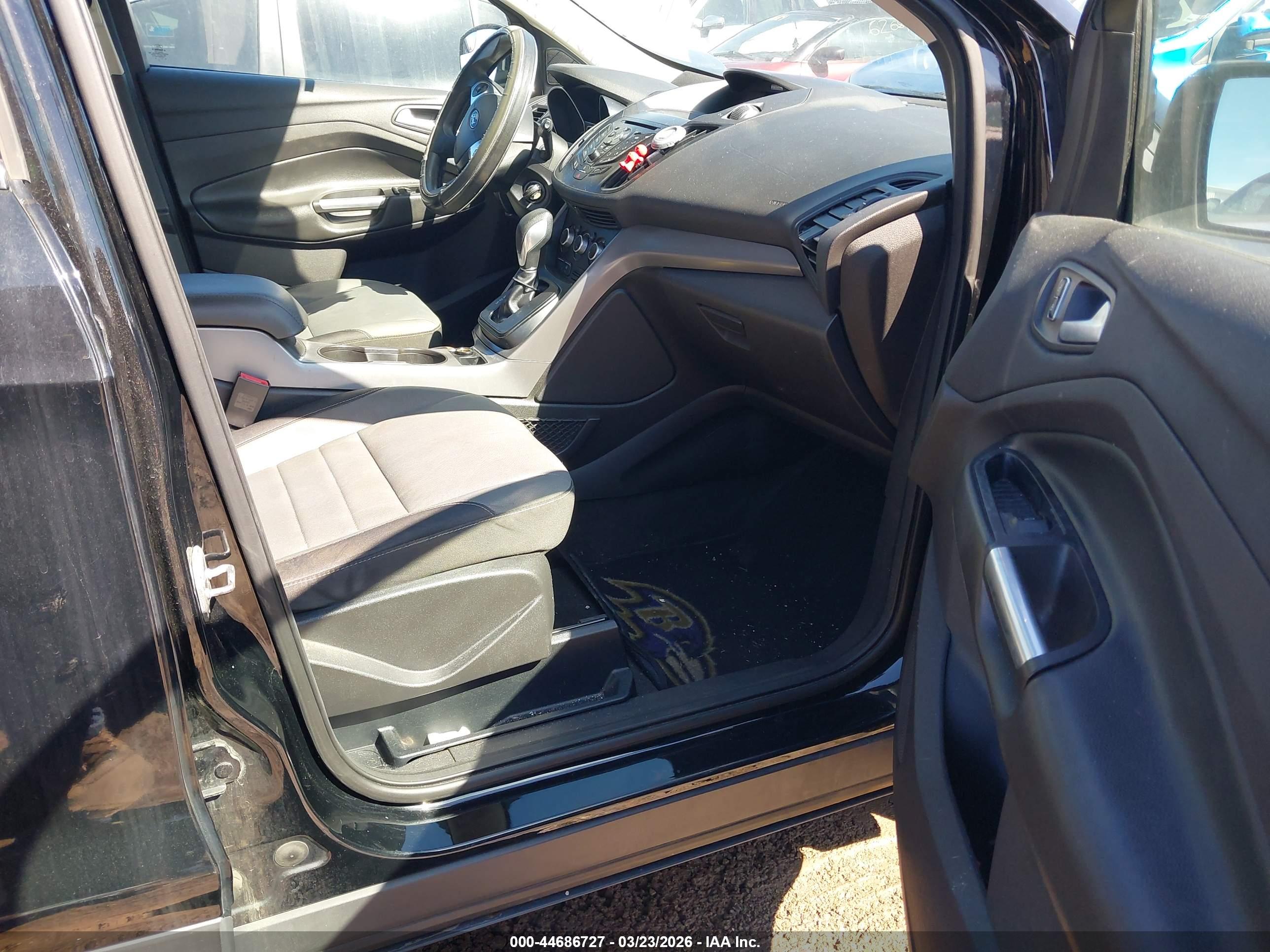 FORD ESCAPE image 5