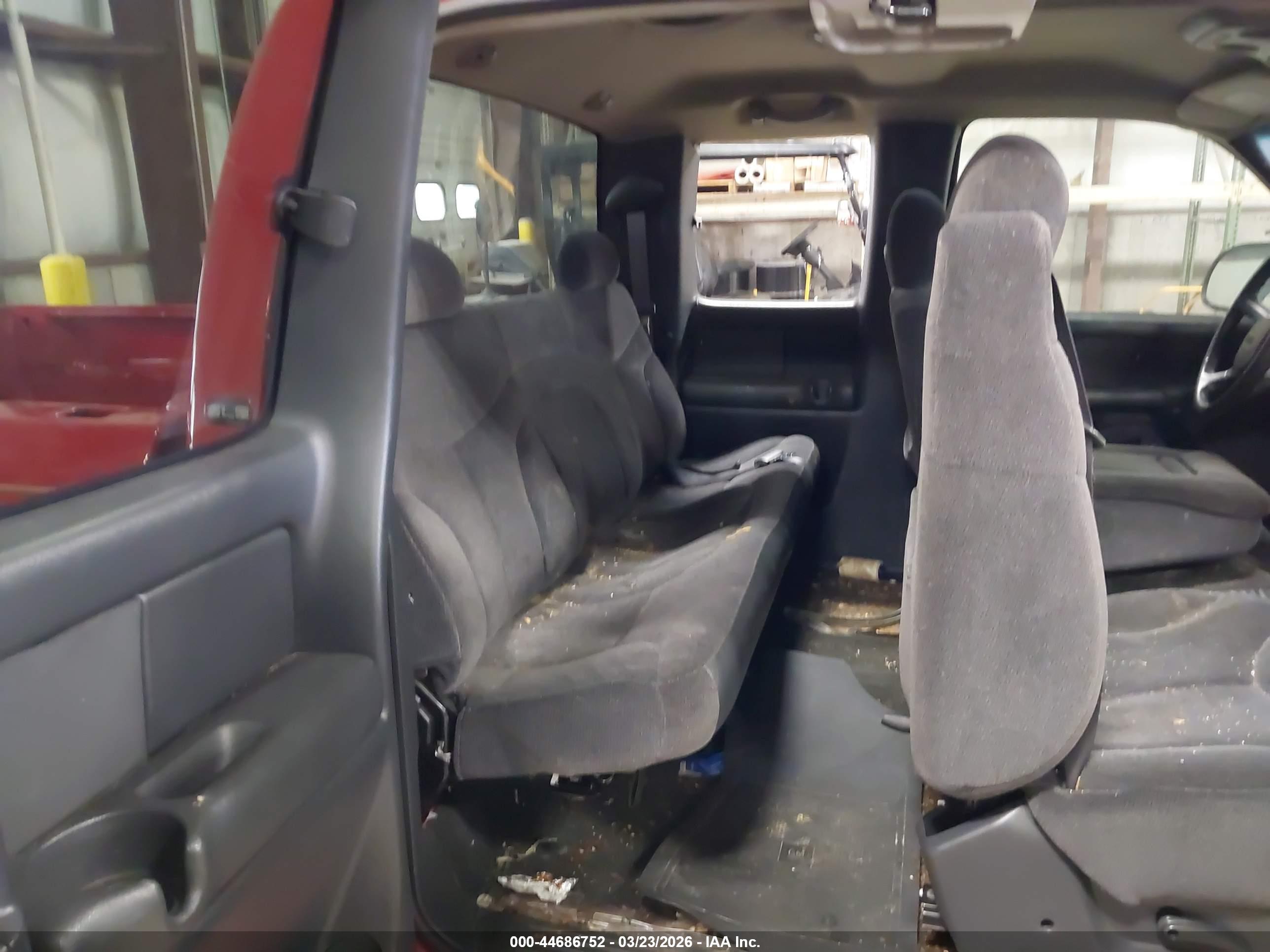 GMC SIERRA image 8