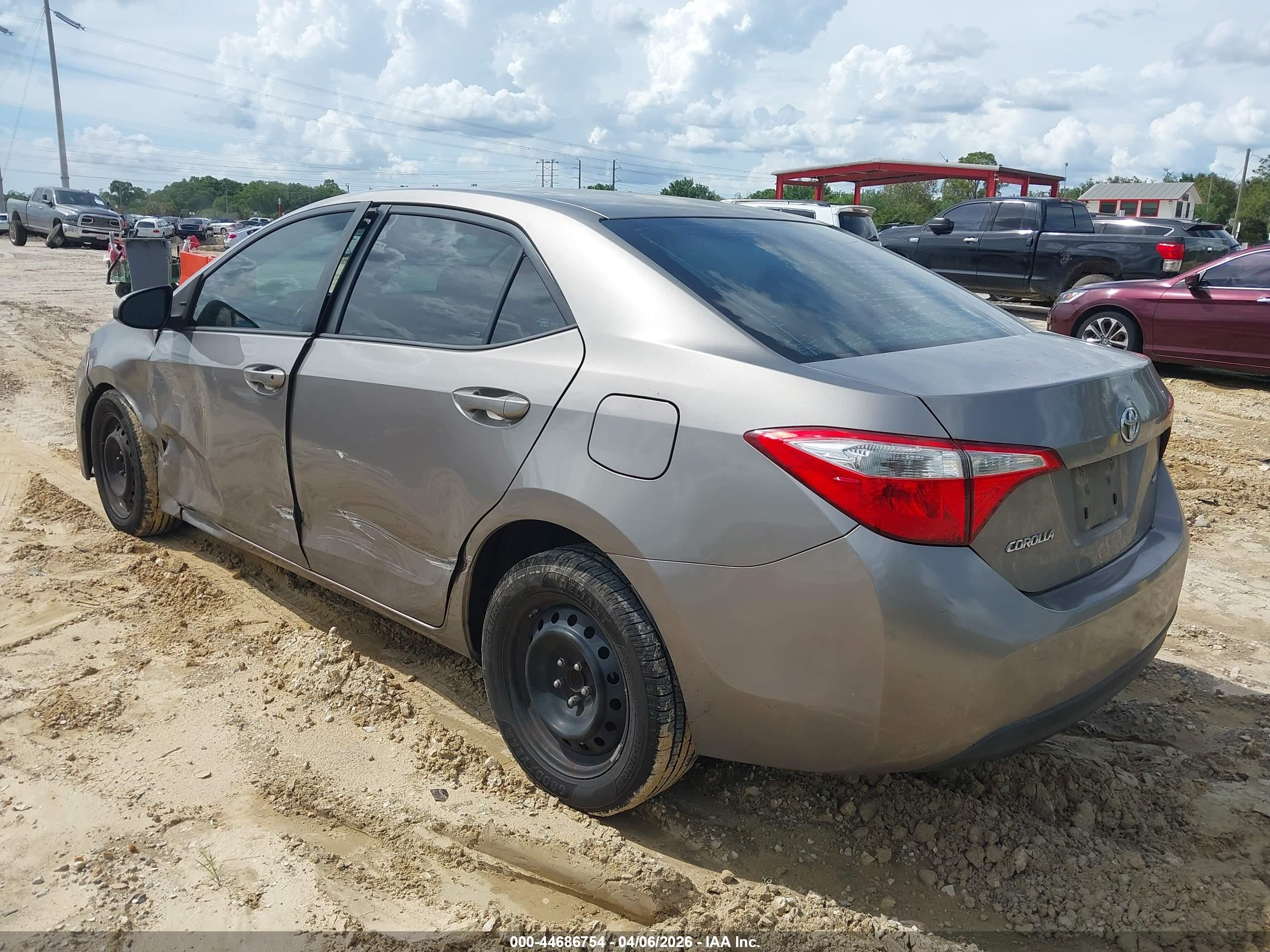 TOYOTA COROLLA image 3
